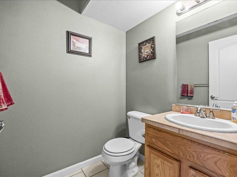 2860 B 3/4 Road Property Photo 25
