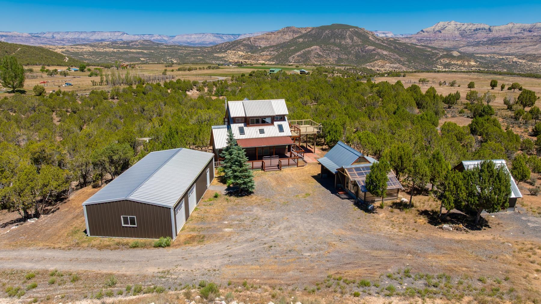 11778 46 6/10 Road Property Photo 1