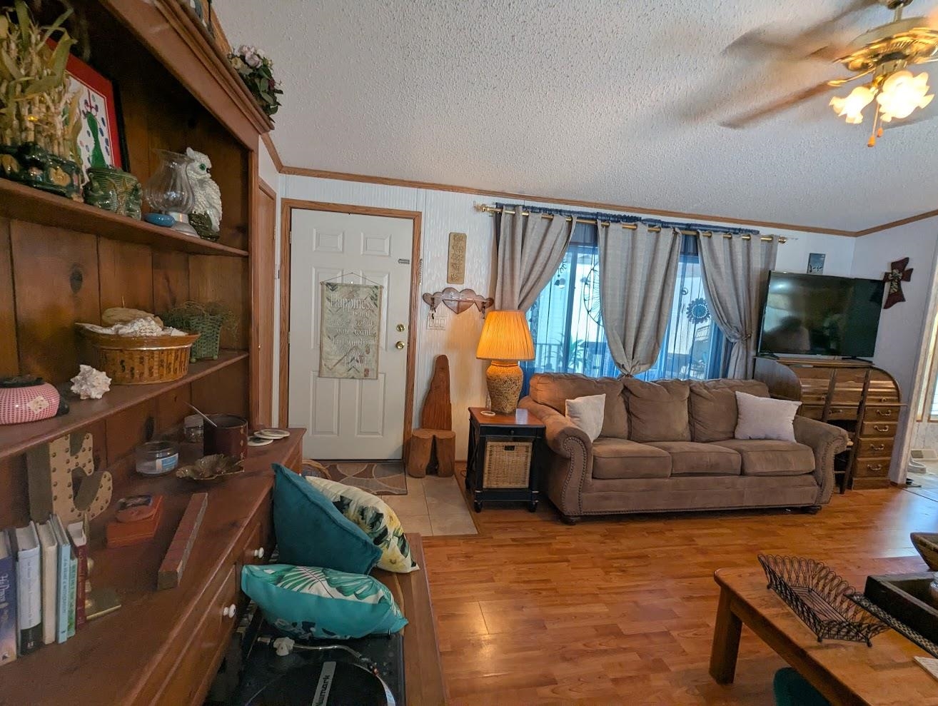 435 32 Road Property Photo 3