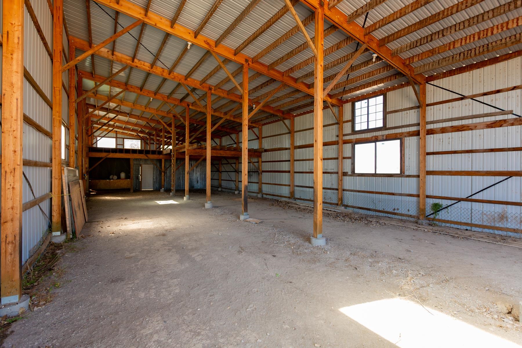 1726 O Road Property Photo 6