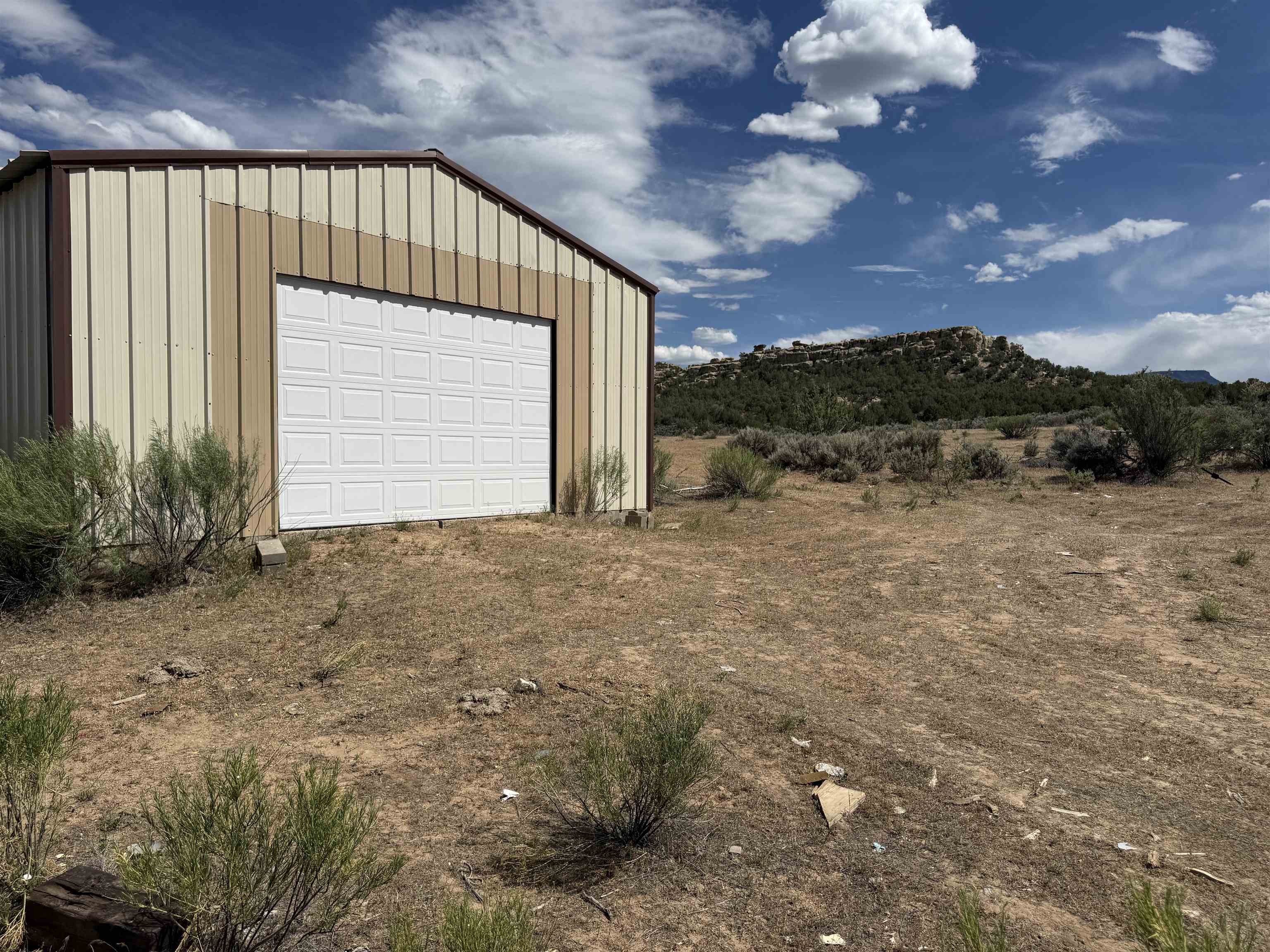 4530 Horse Canyon Road Property Photo 2