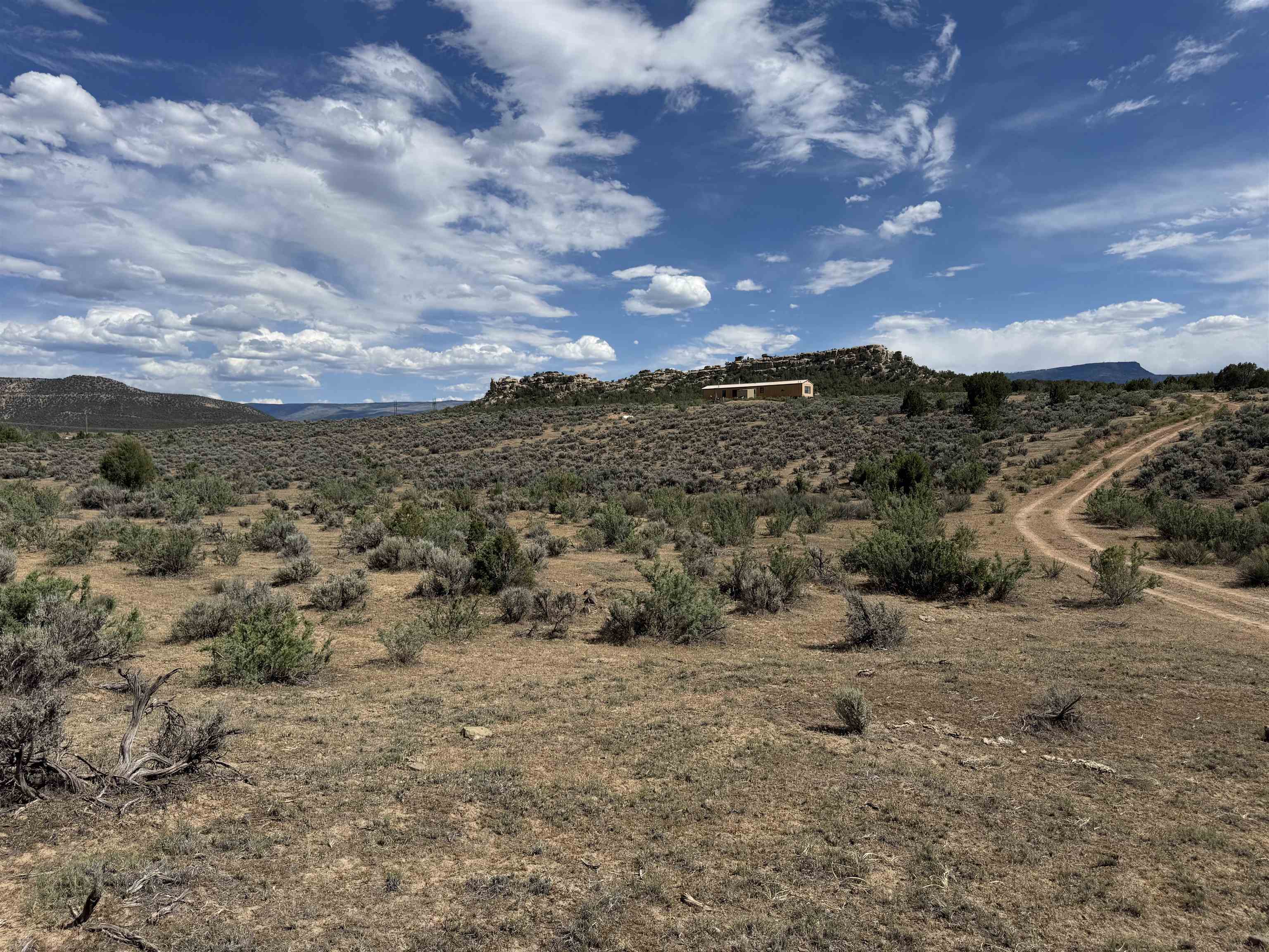 4530 Horse Canyon Road Property Photo 5