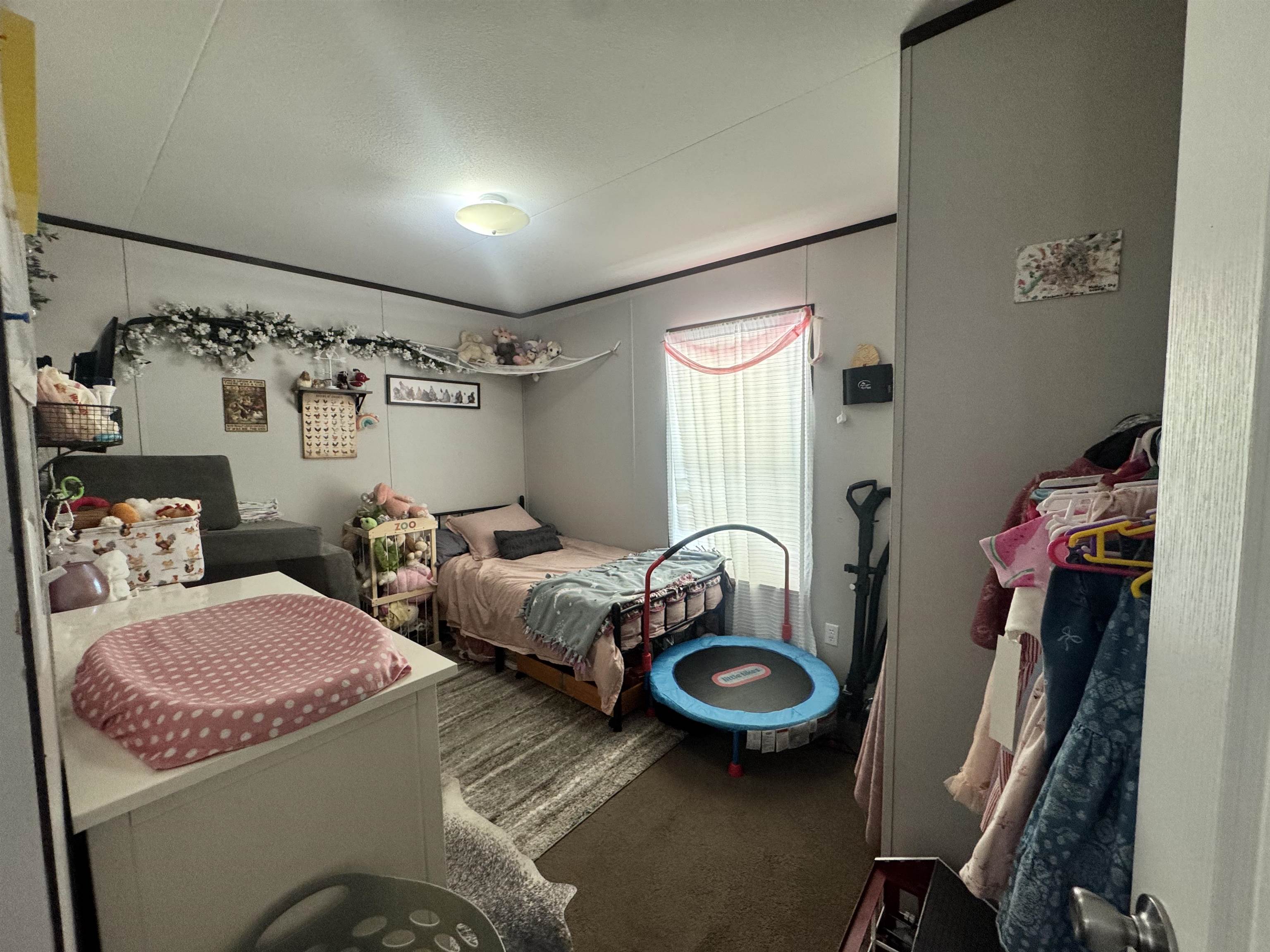 2845 North Avenue Property Photo 8