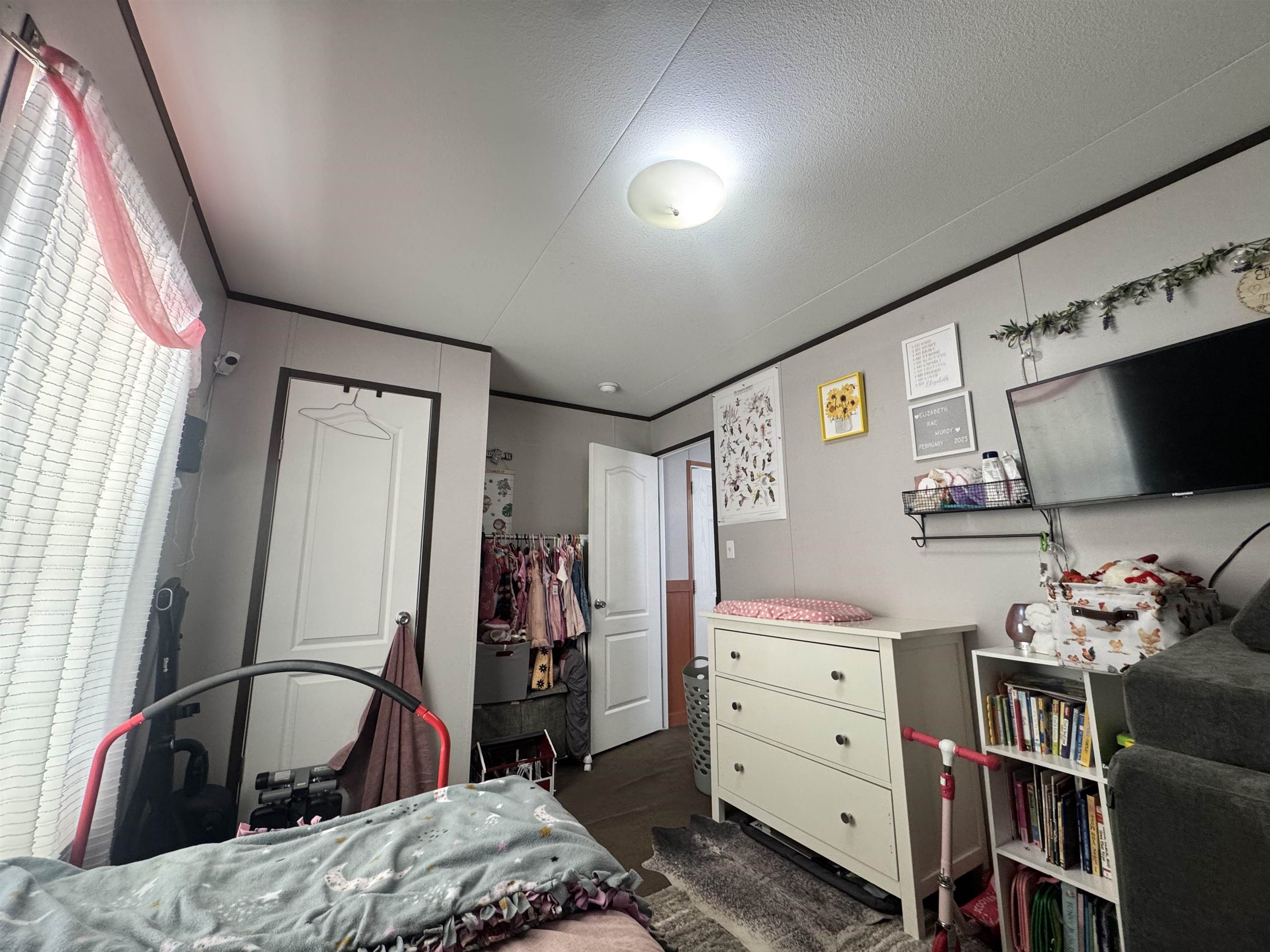 2845 North Avenue Property Photo 9