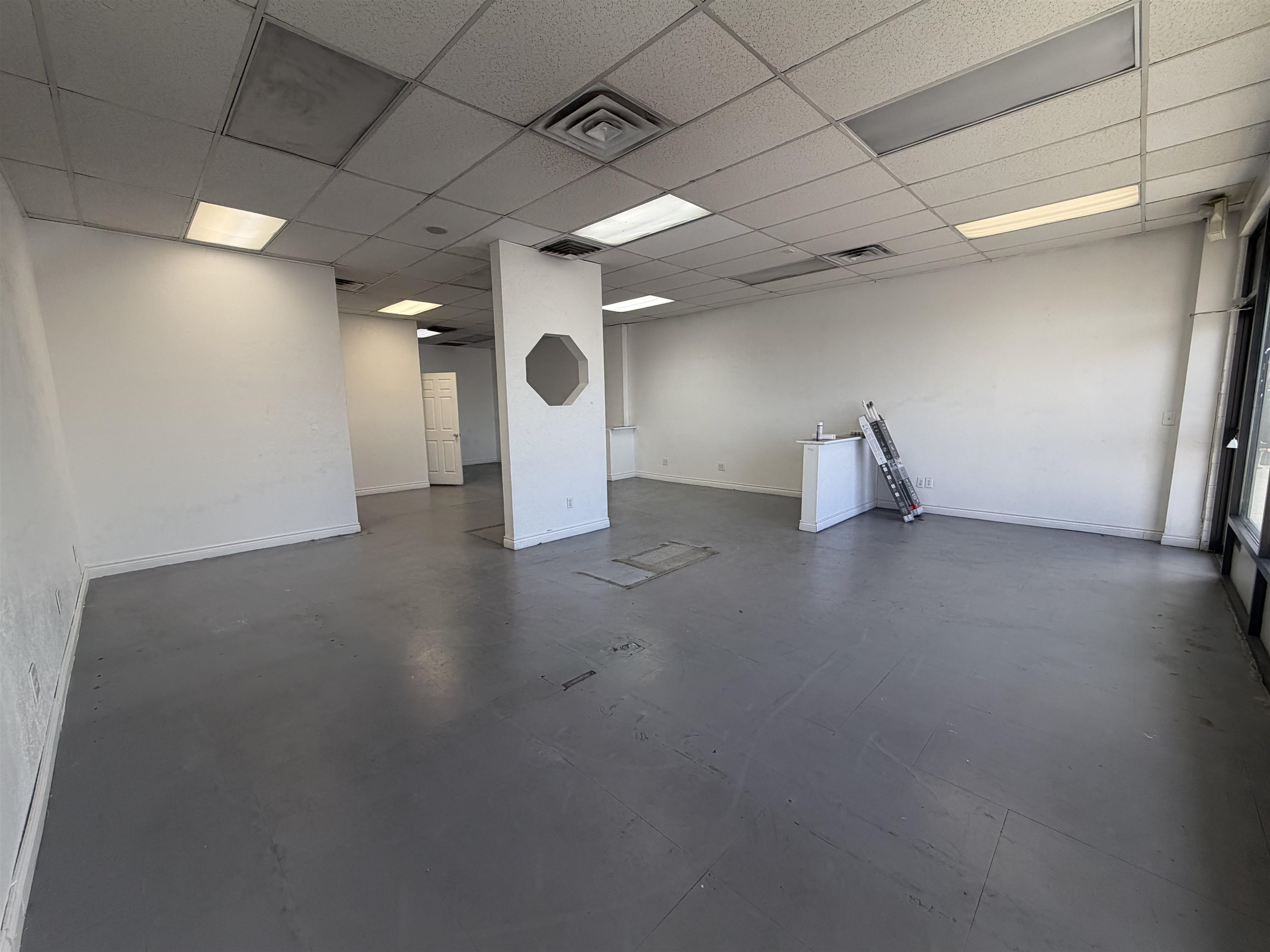 2889 North Avenue Property Photo 3