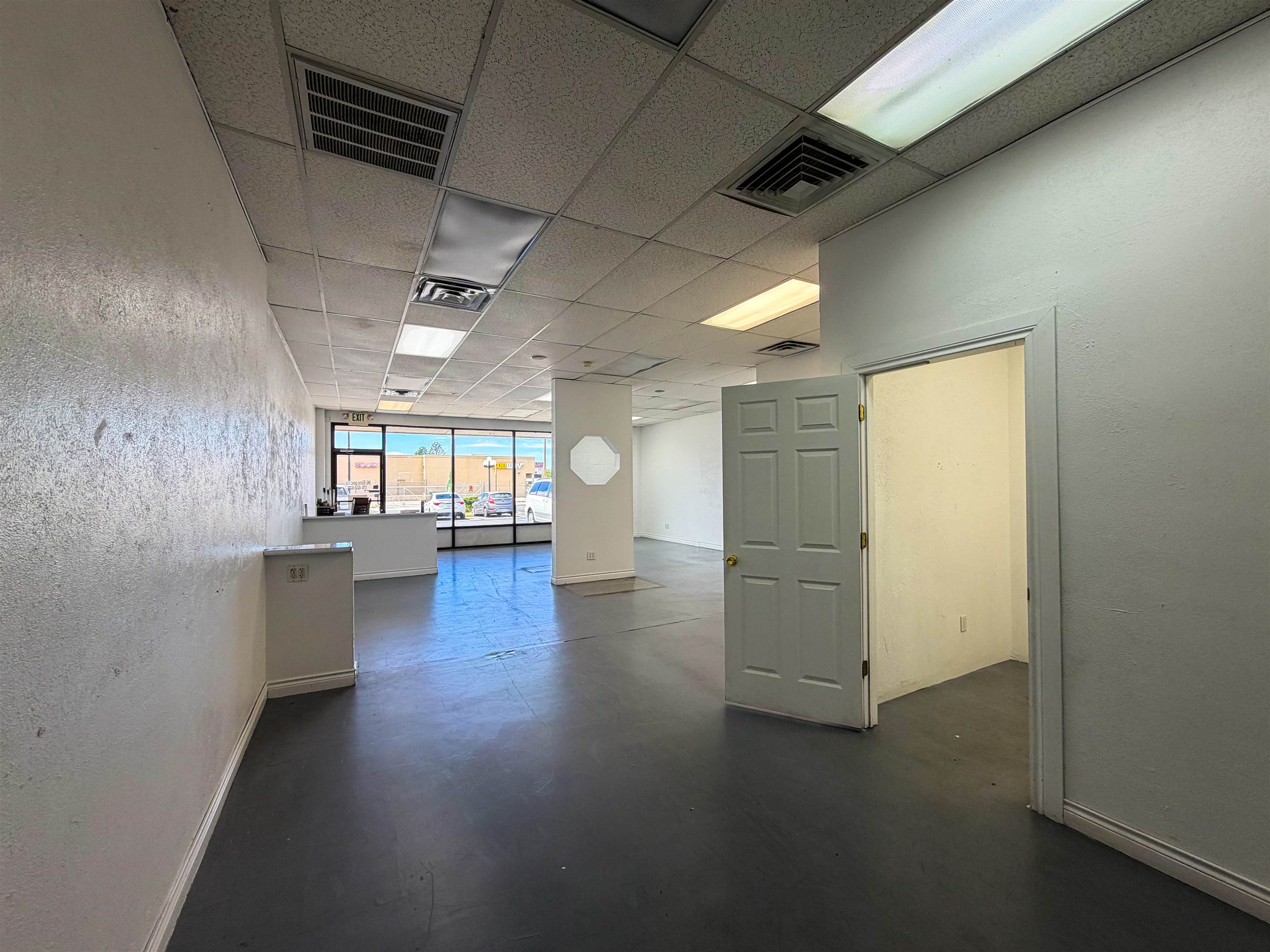 2889 North Avenue Property Photo 8