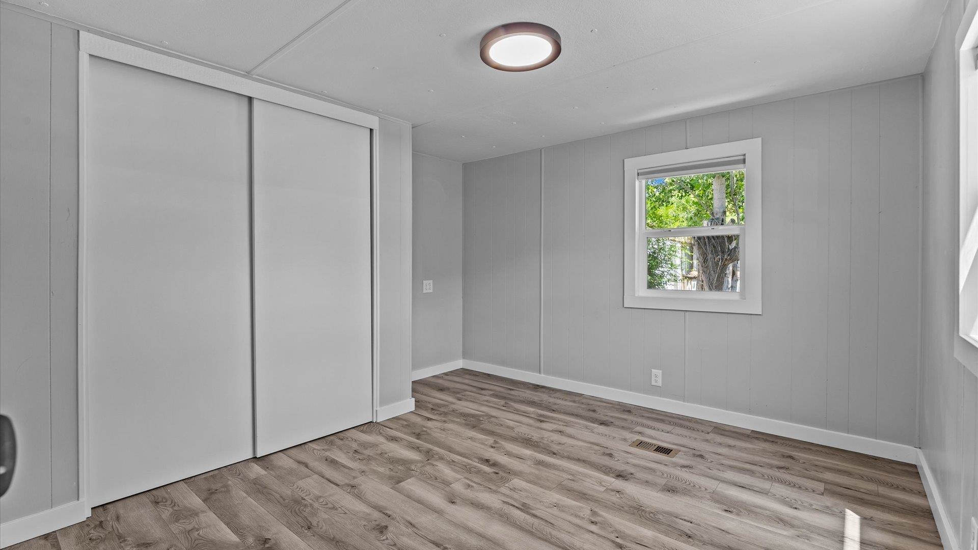 825 E Ottley Avenue Property Photo 8