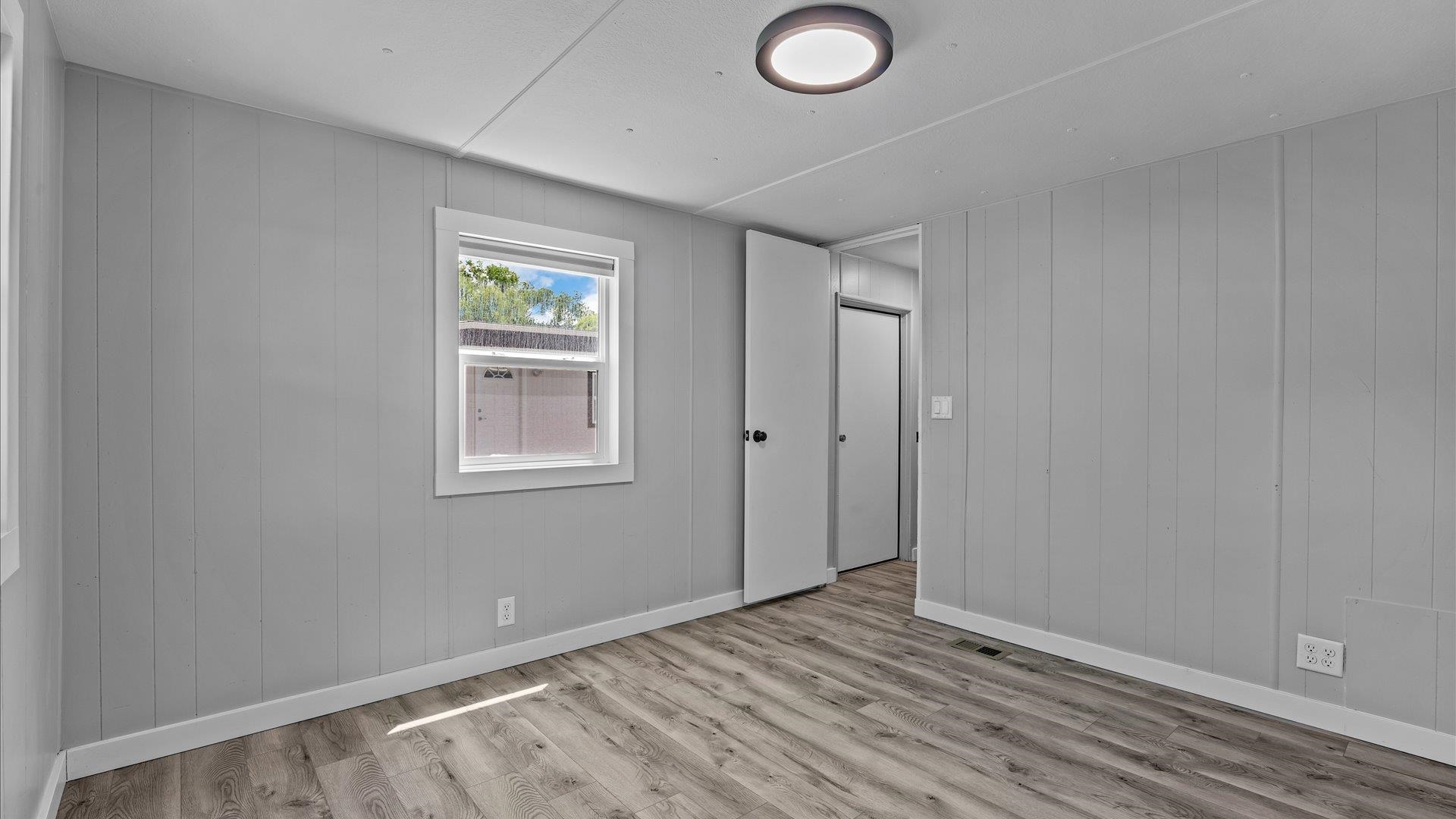 825 E Ottley Avenue Property Photo 9