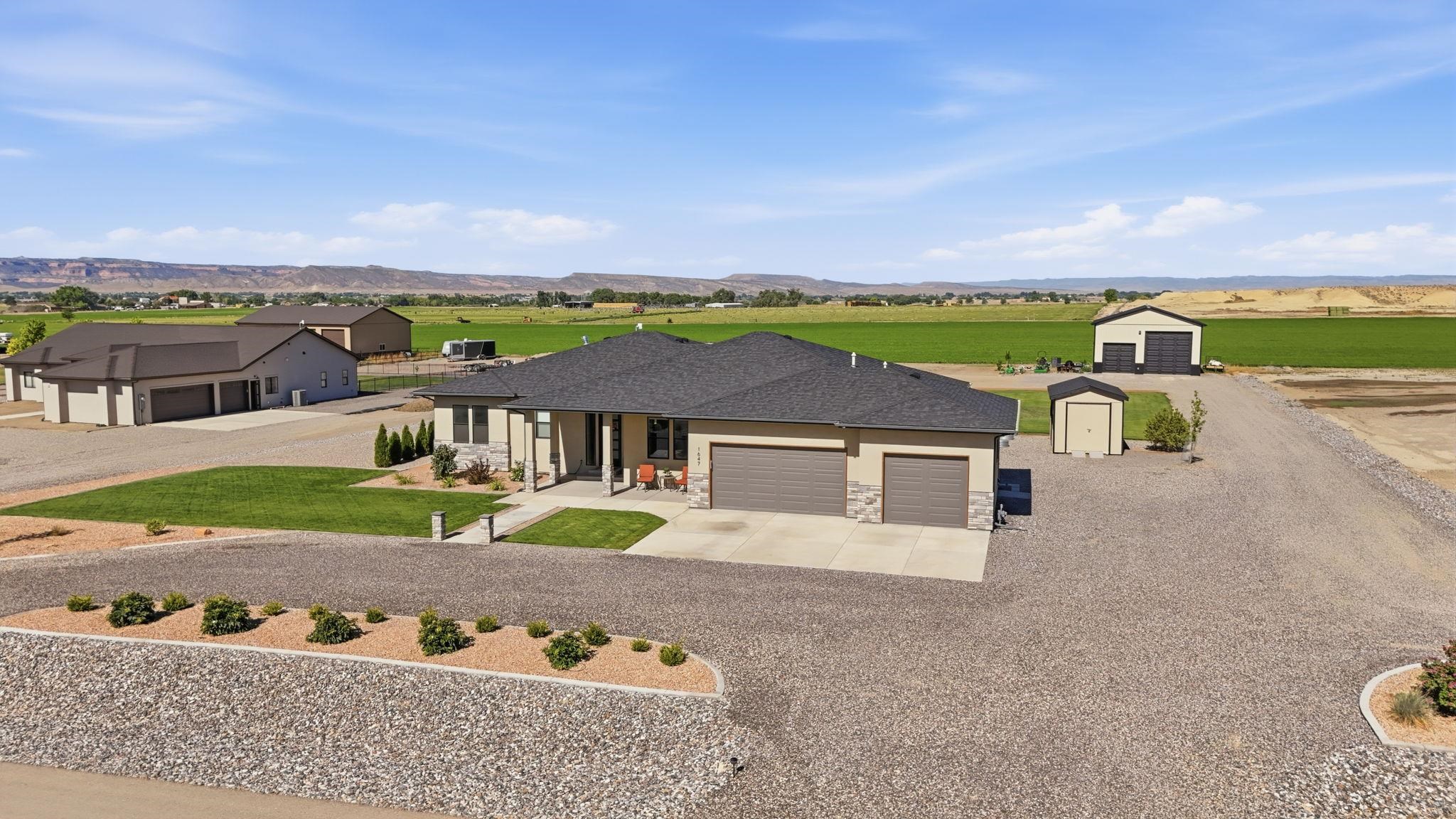 1647 Saddle Ring Court Property Photo 1