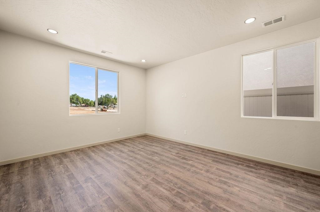 403 Clements Way Property Photo 5