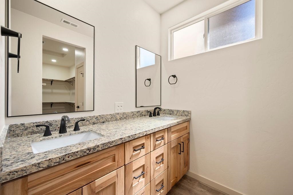 403 Clements Way Property Photo 17