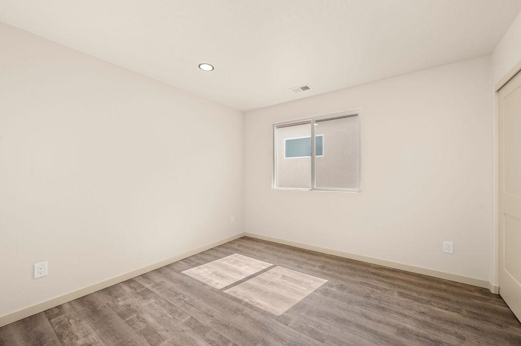 403 Clements Way Property Photo 22