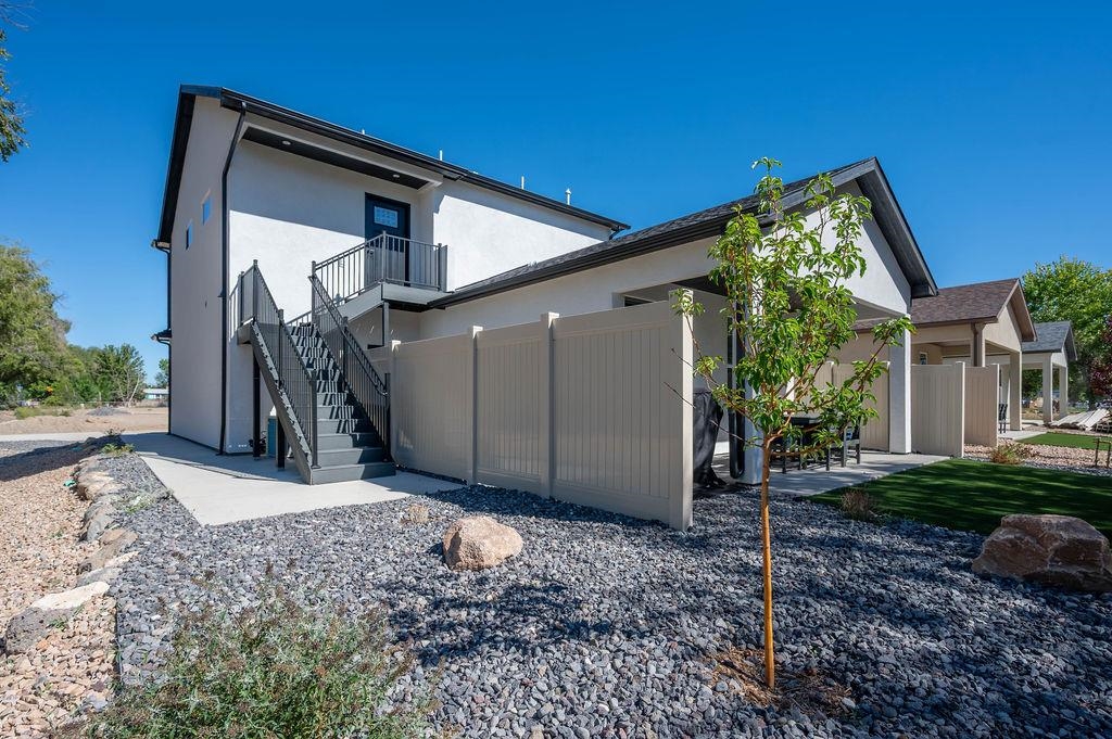 403 Clements Way Property Photo 35