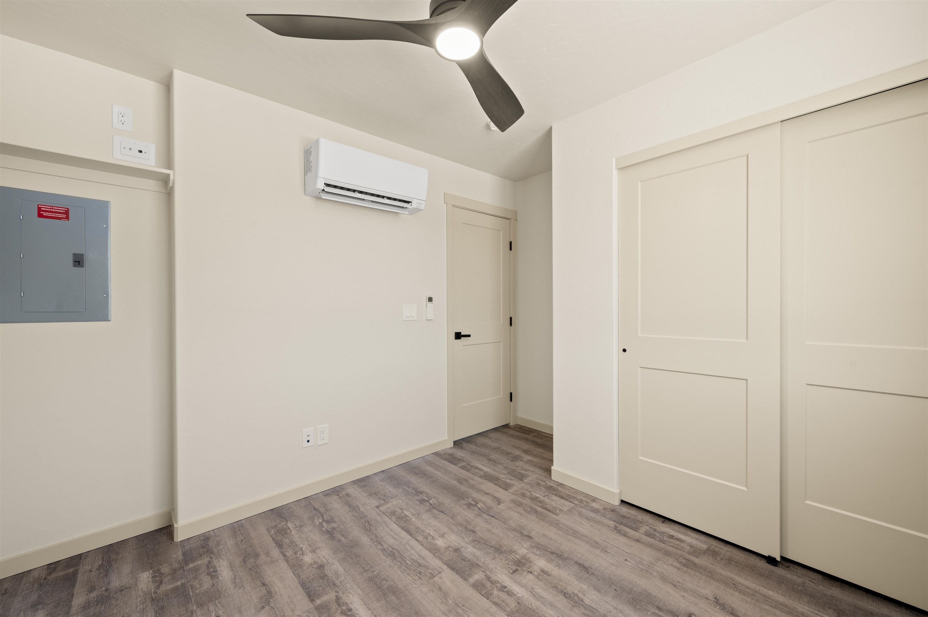 403 Clements Way Property Photo 38