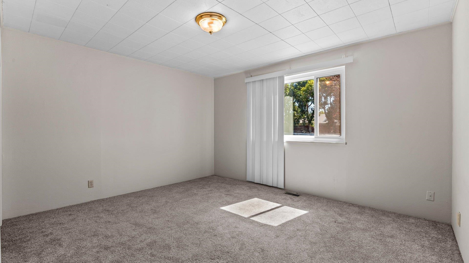 653 1/2 25 Road Property Photo 7
