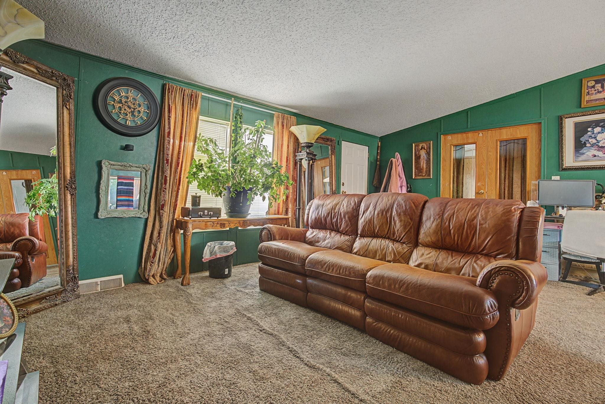 544 E Harrison Avenue Property Photo 7