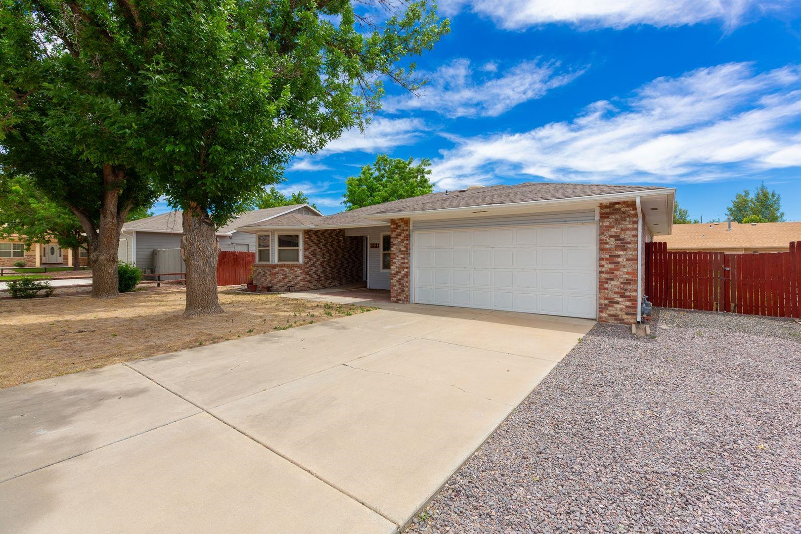 2921 1/2 Wagon Place Property Photo 2
