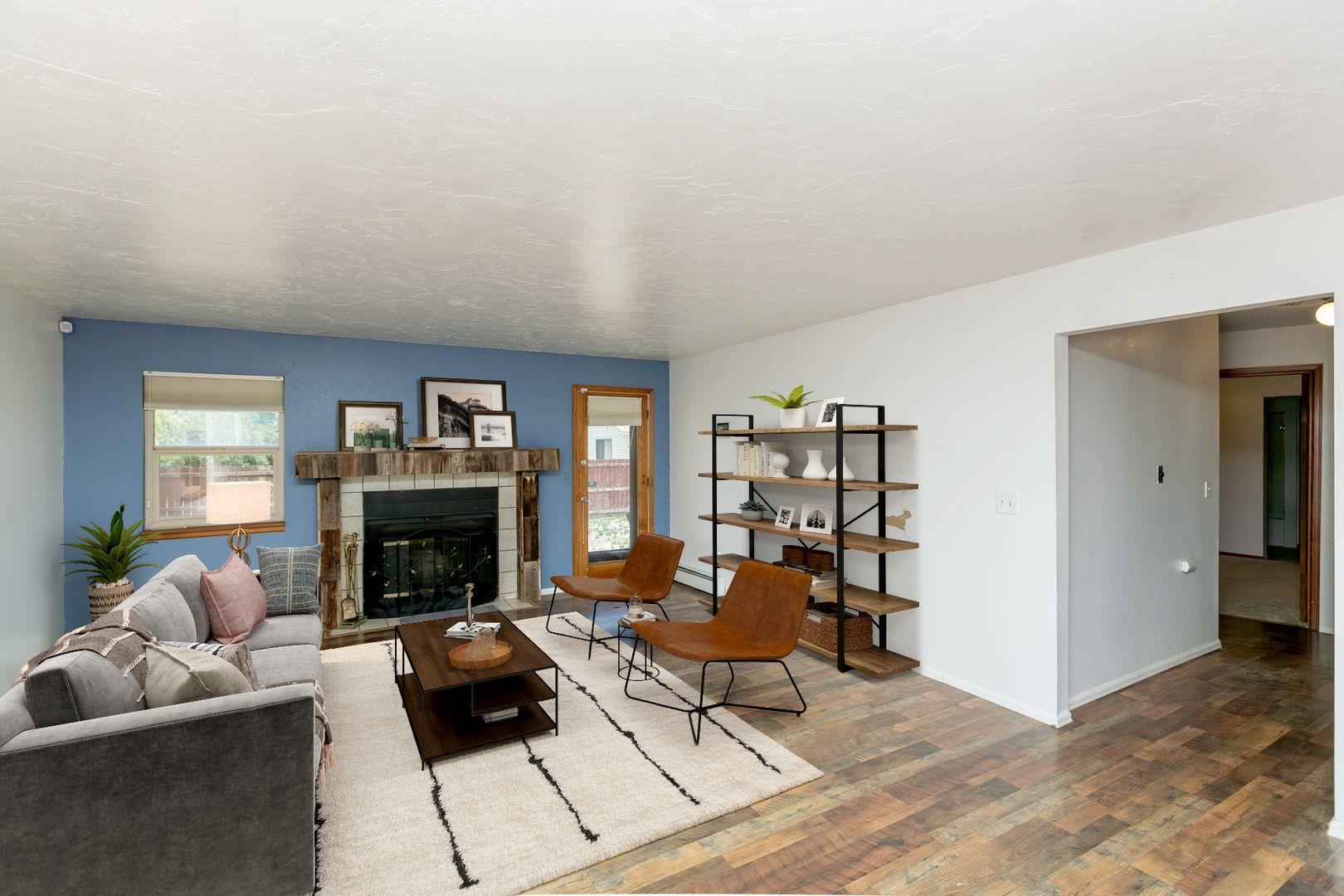 2921 1/2 Wagon Place Property Photo 3