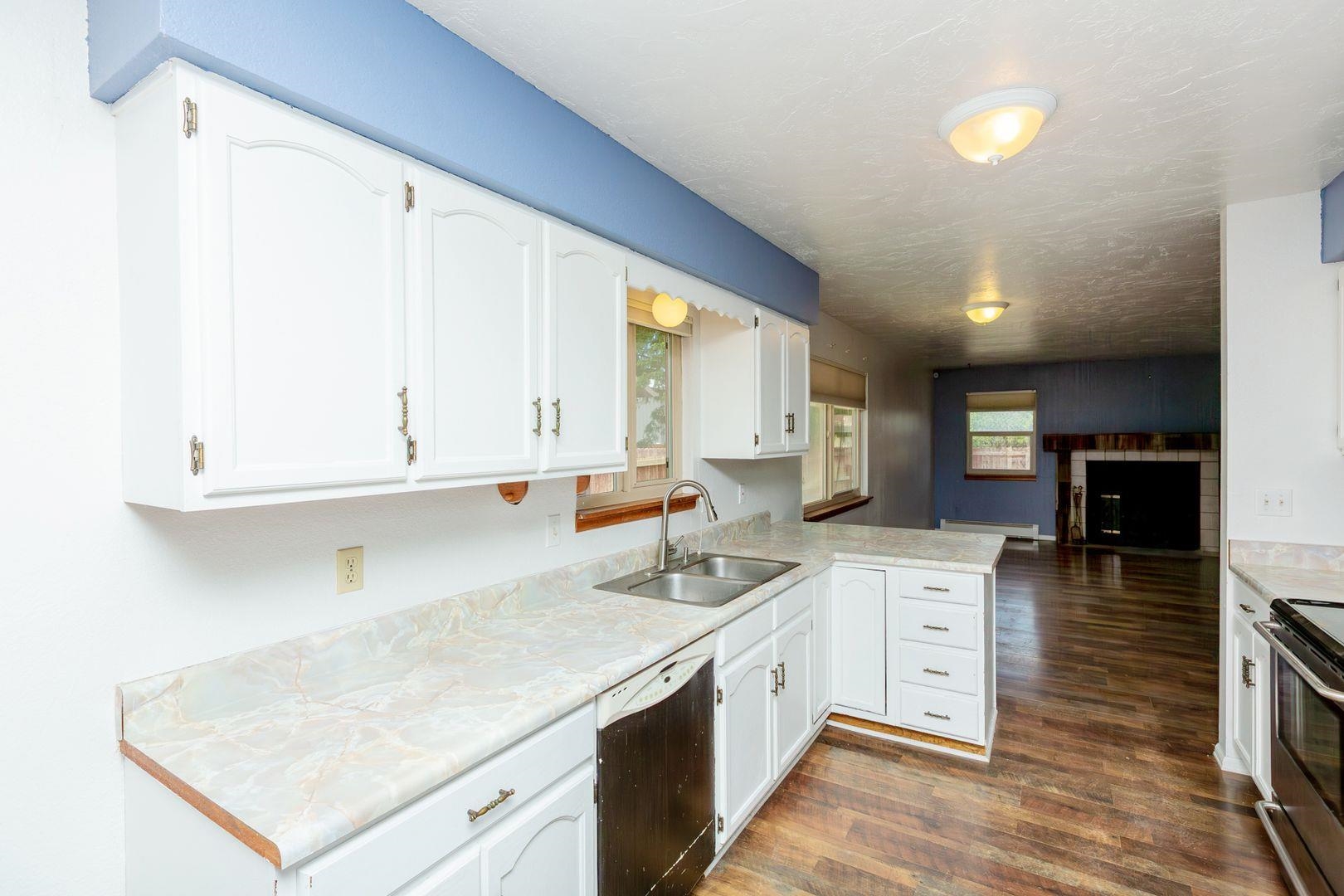 2921 1/2 Wagon Place Property Photo 7