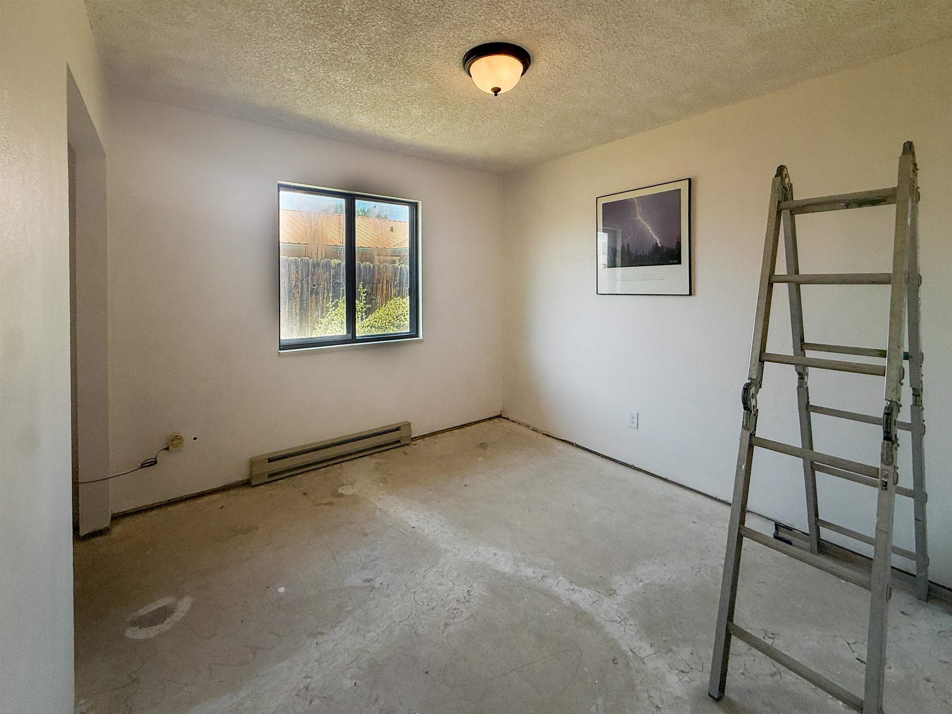 255 E Raven Avenue Property Photo 23