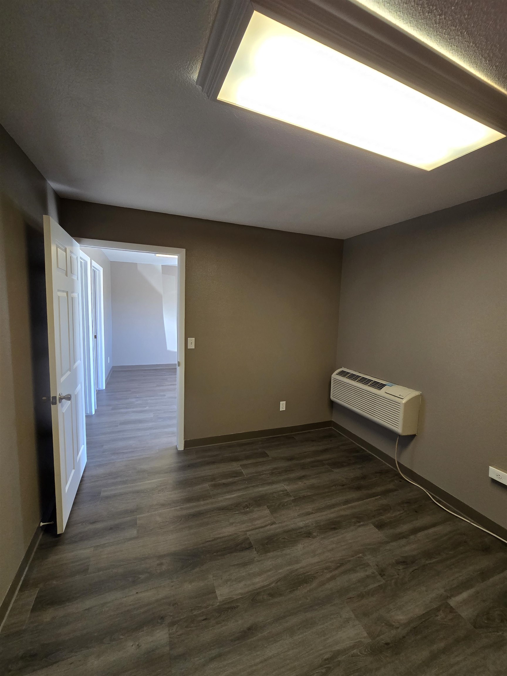 802 1st Avenue Property Photo 4