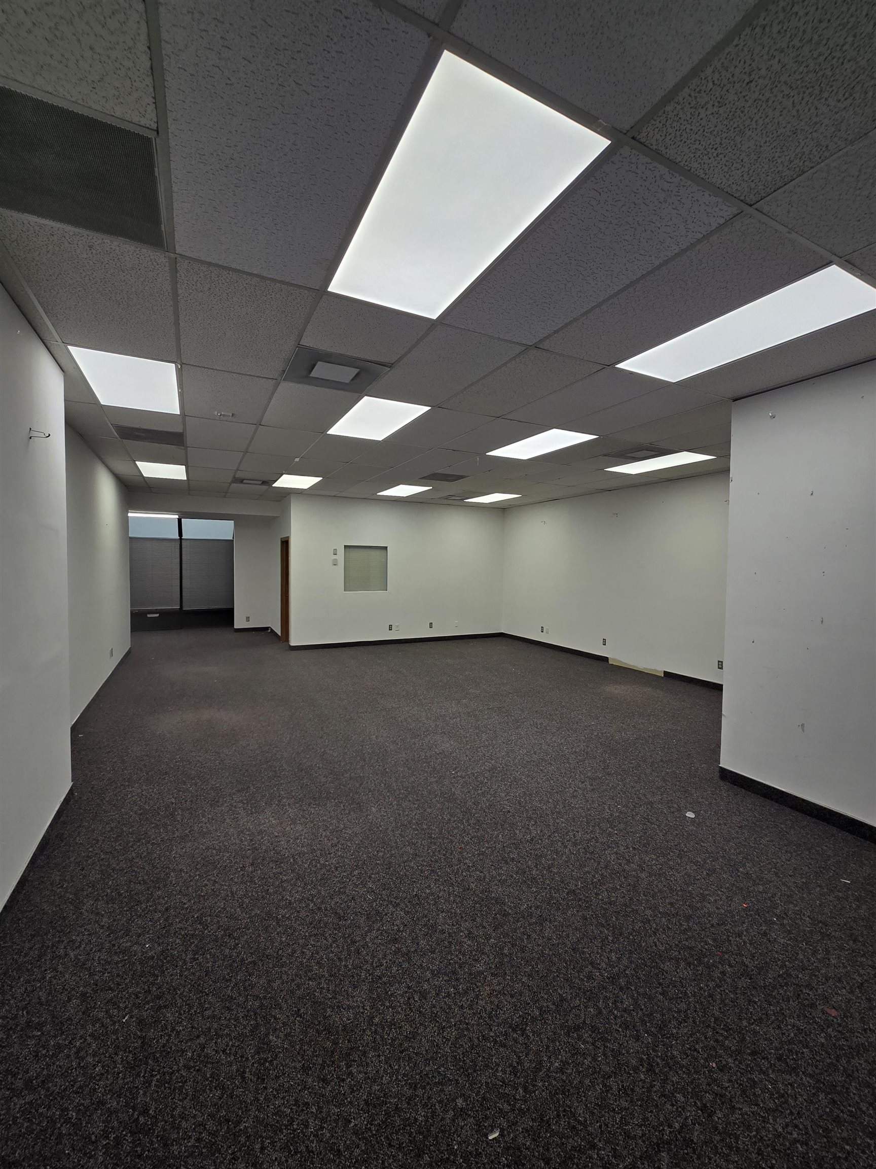 2829 North Avenue Property Photo 23