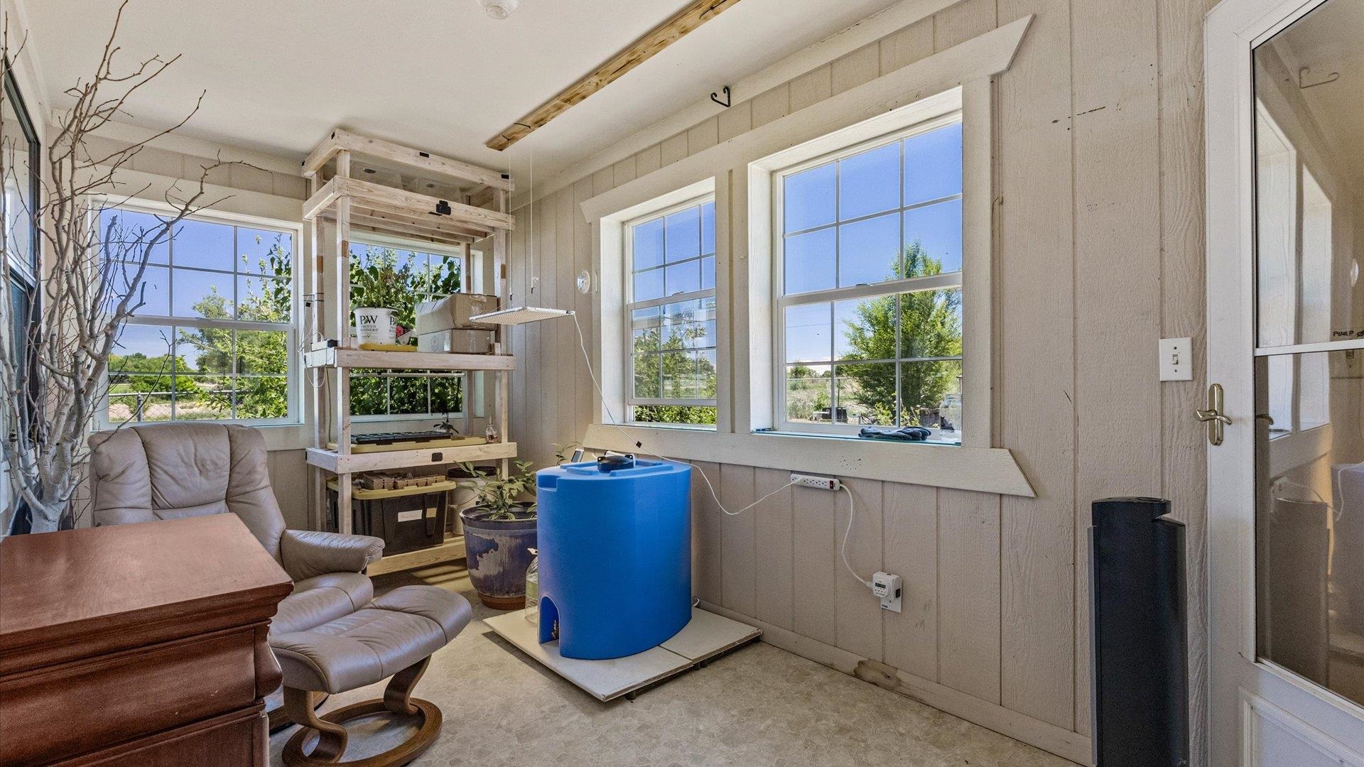 14037 G Road Property Photo 6