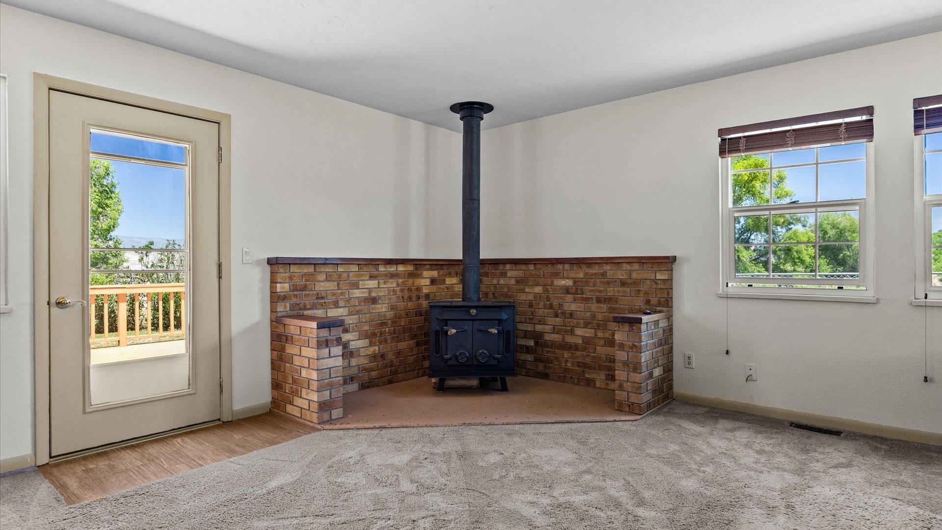 14037 G Road Property Photo 10