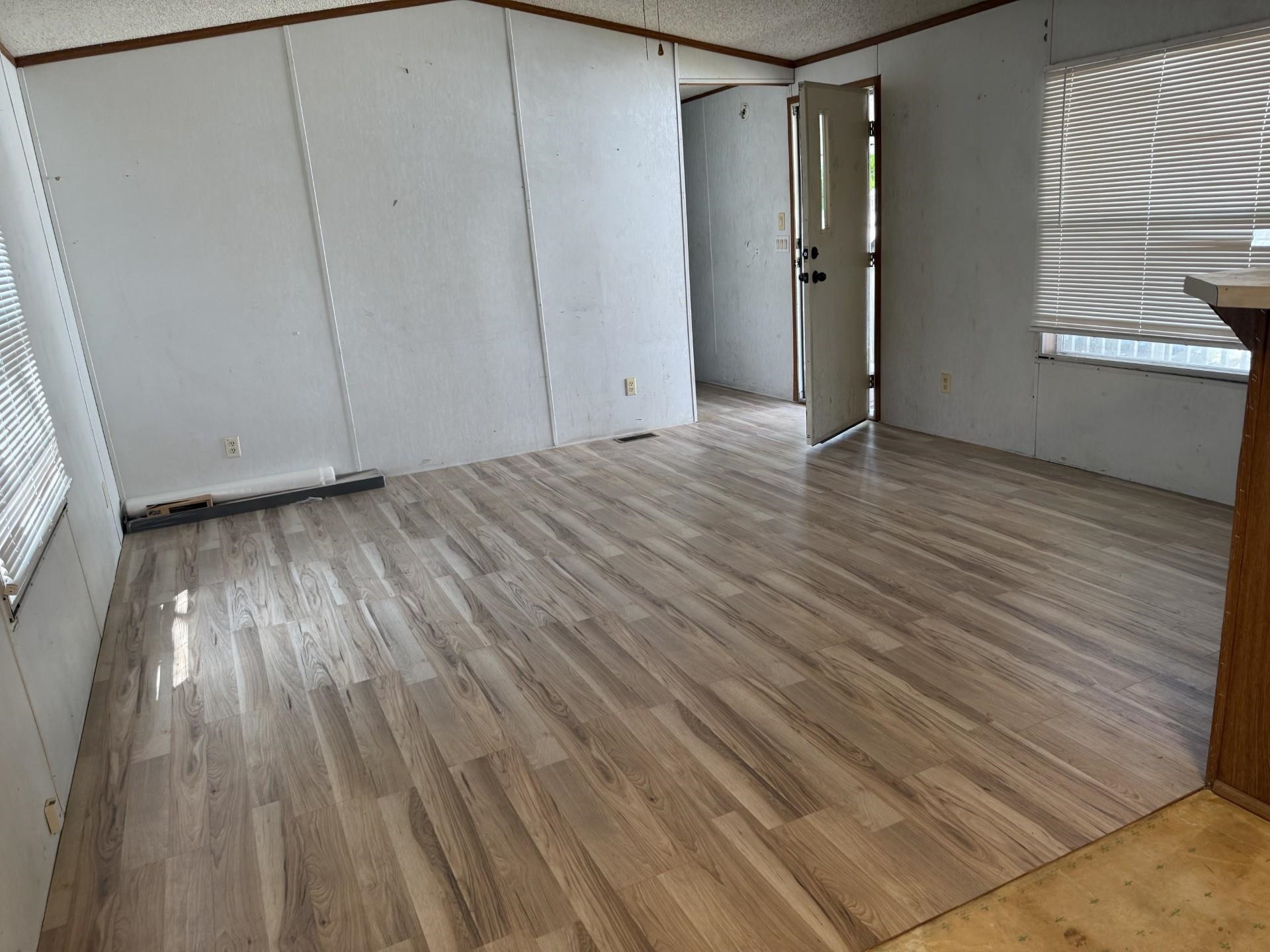 435 32 Road Property Photo 3