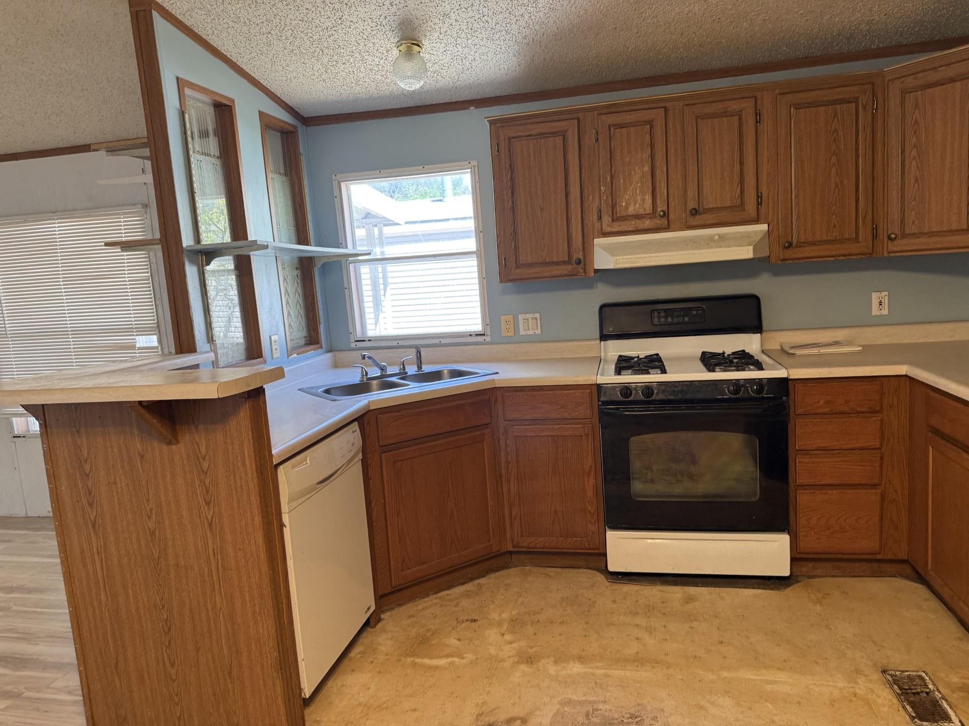 435 32 Road Property Photo 5