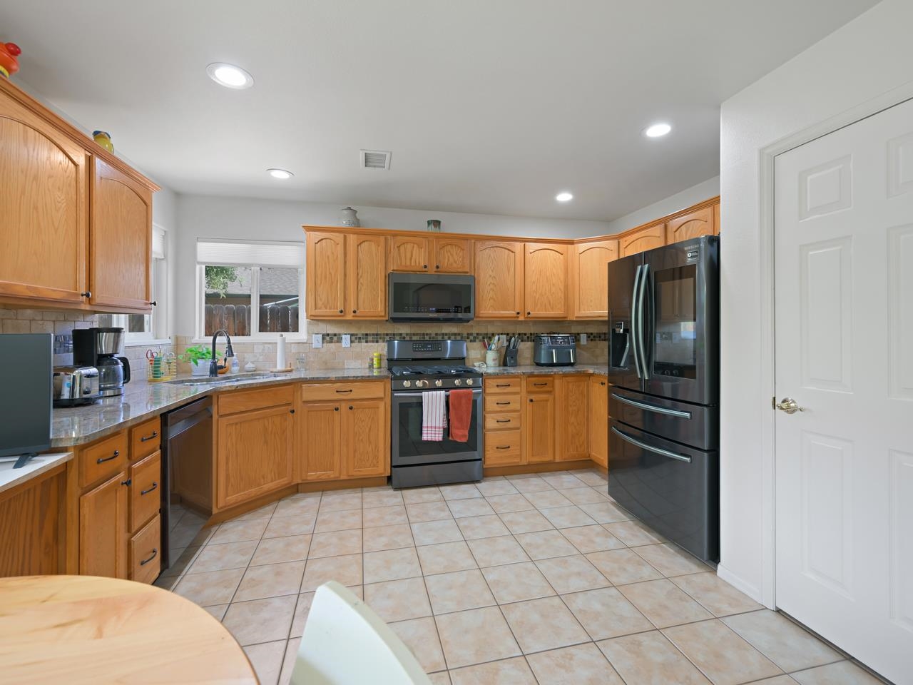 777 Silverplume Drive Property Photo 8