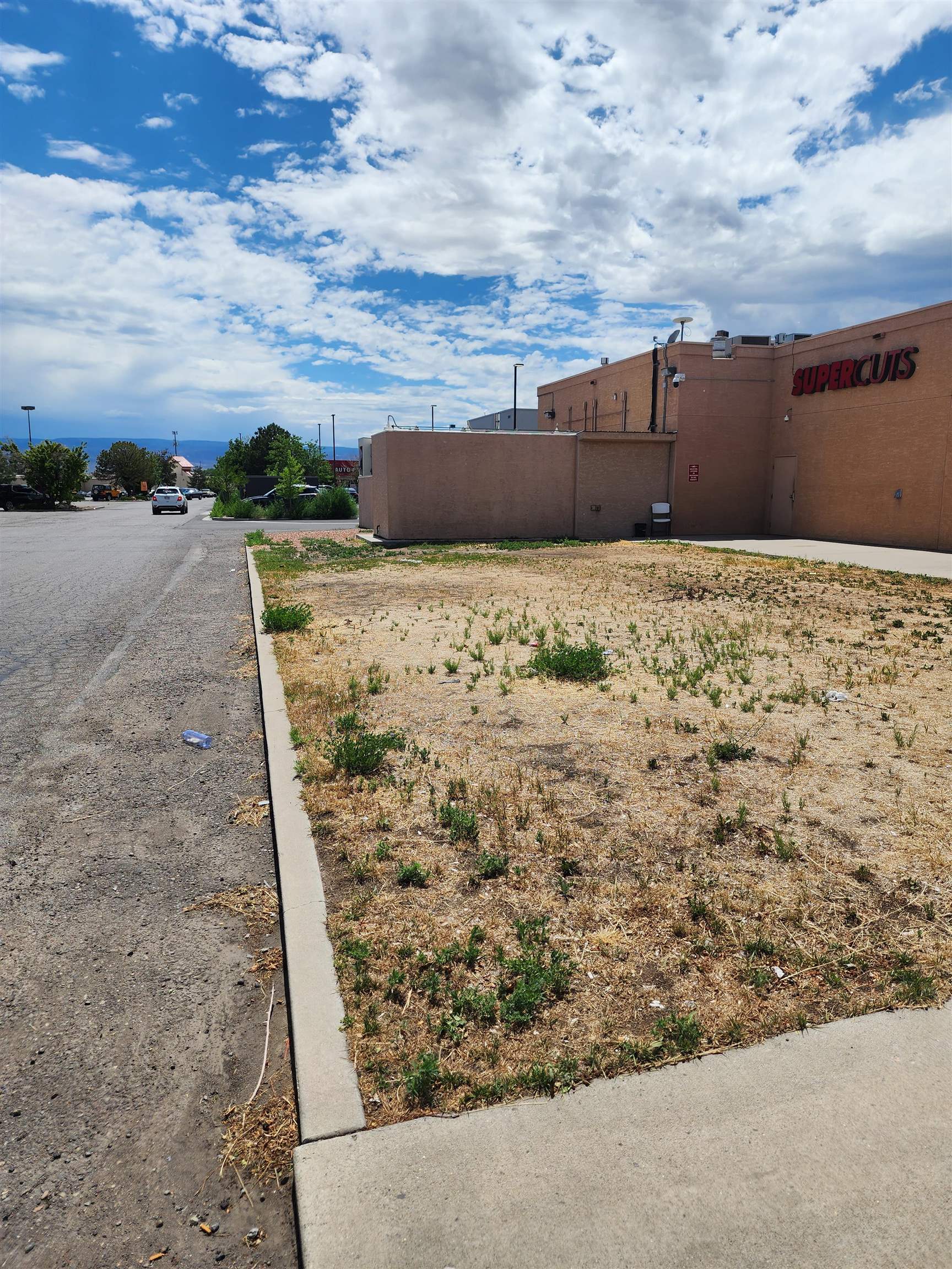 3235 I-70 Business Loop Property Photo 4