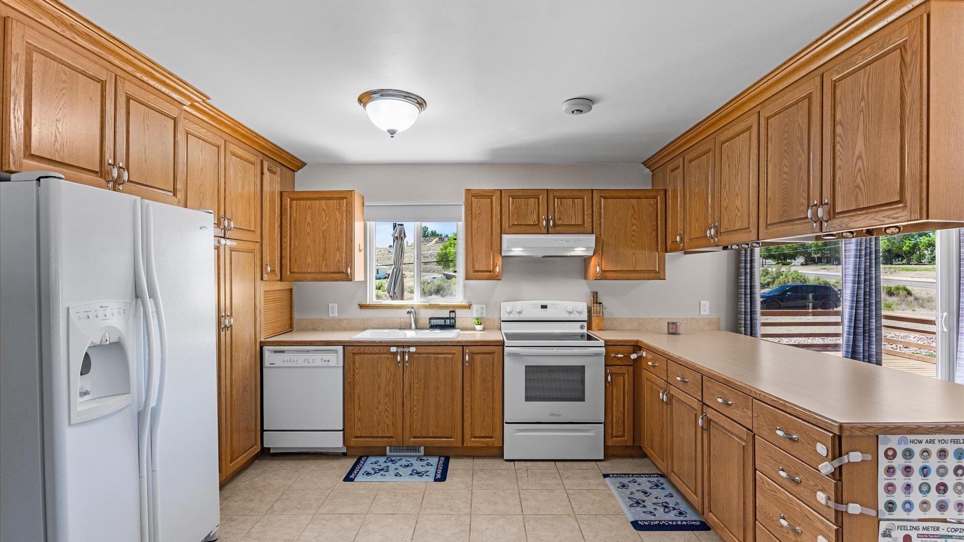 505 S White Avenue Property Photo 13