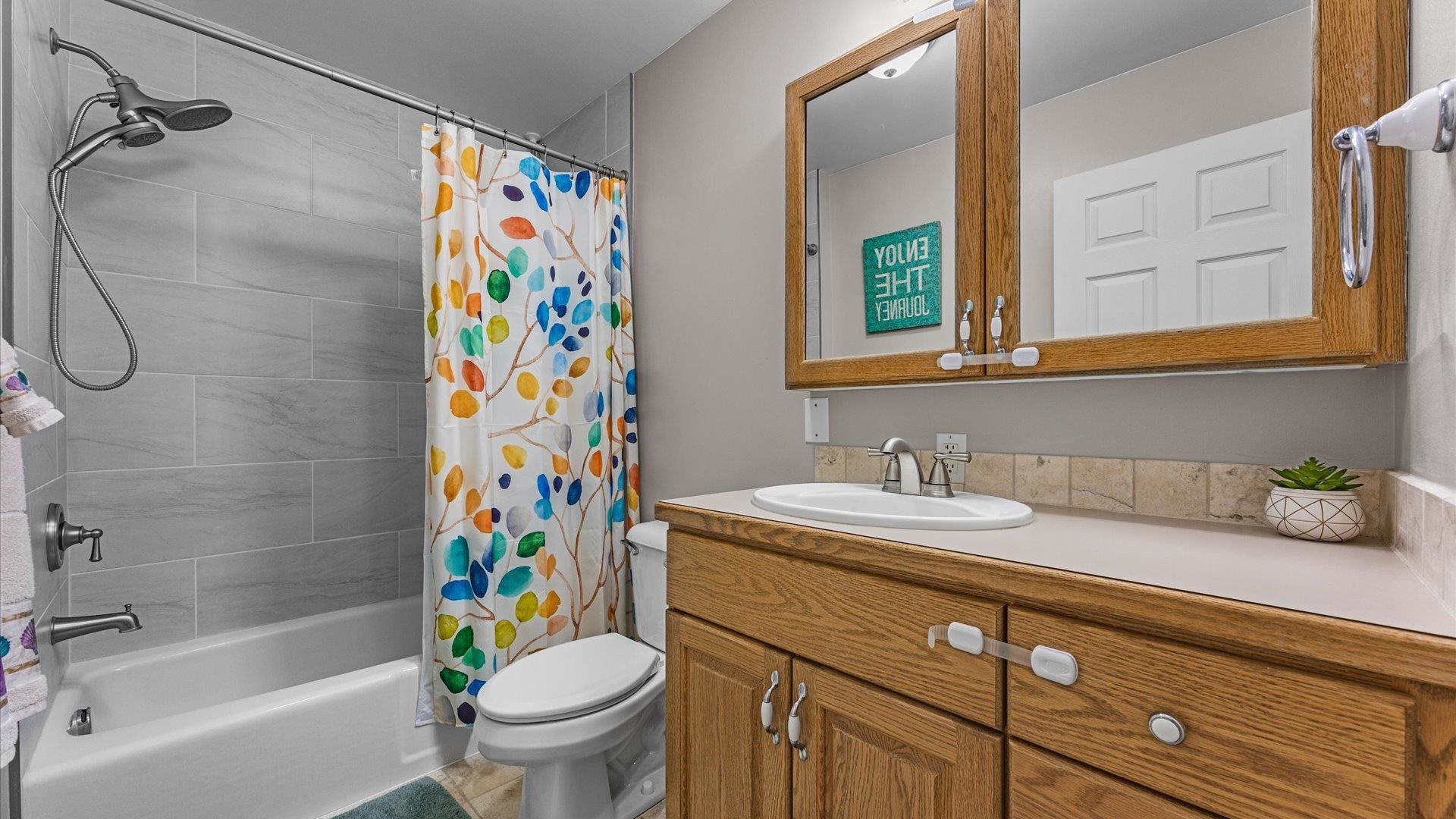 505 S White Avenue Property Photo 15