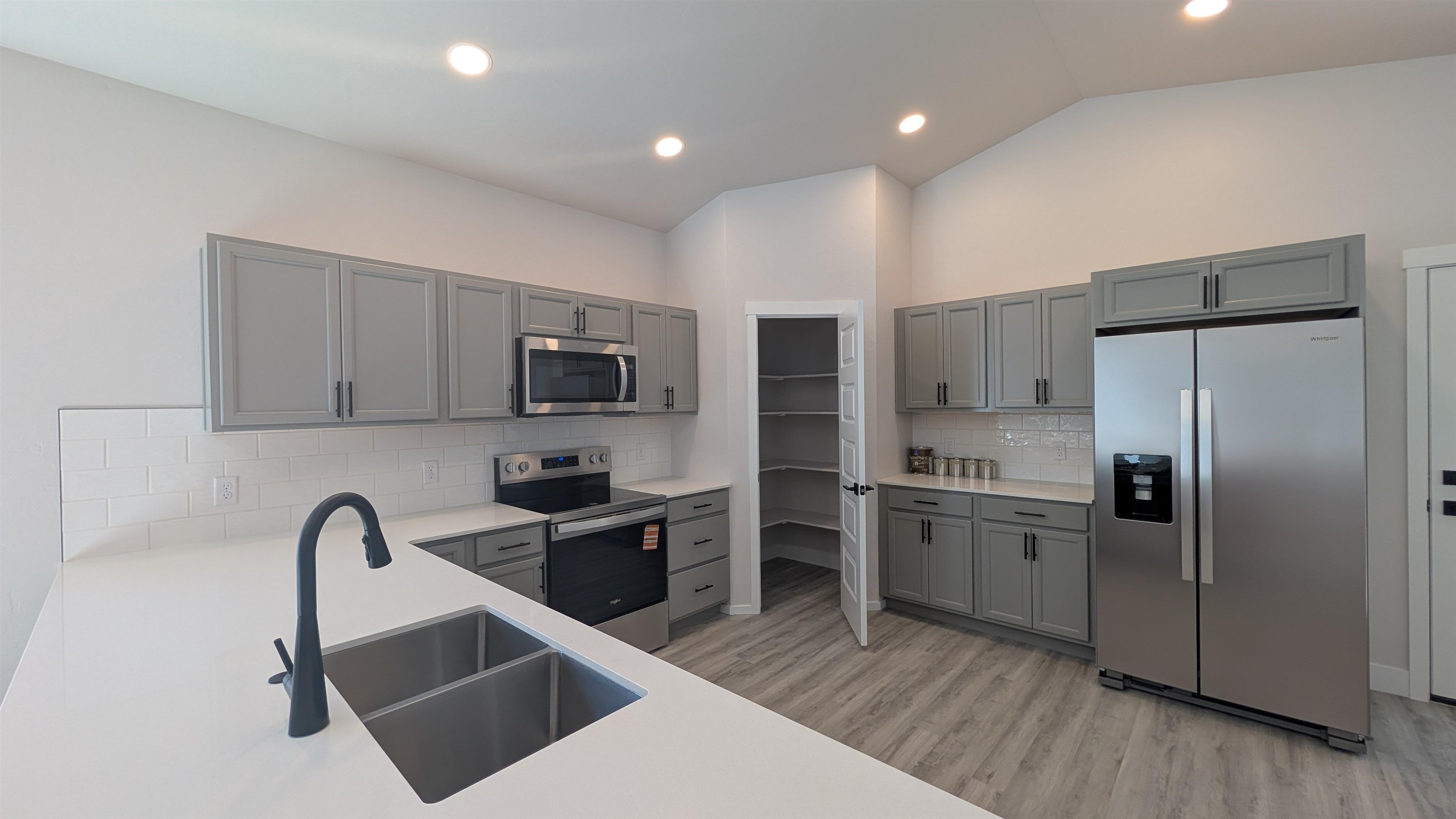 1690 Rusty Rivet Road Property Photo 6