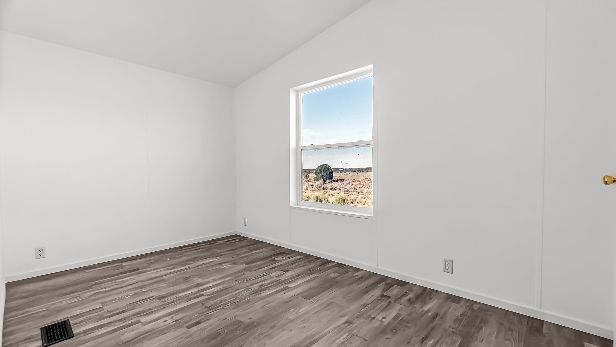 16220 Elk Drive Property Photo 21