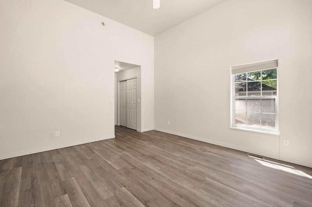 780 Glen Court Property Photo 12
