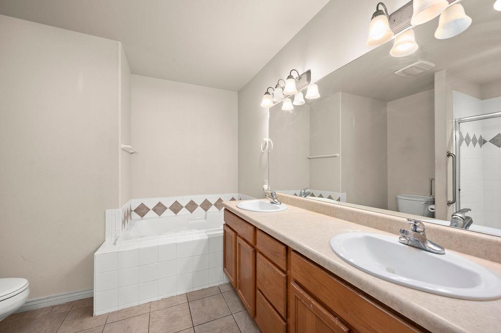 780 Glen Court Property Photo 14