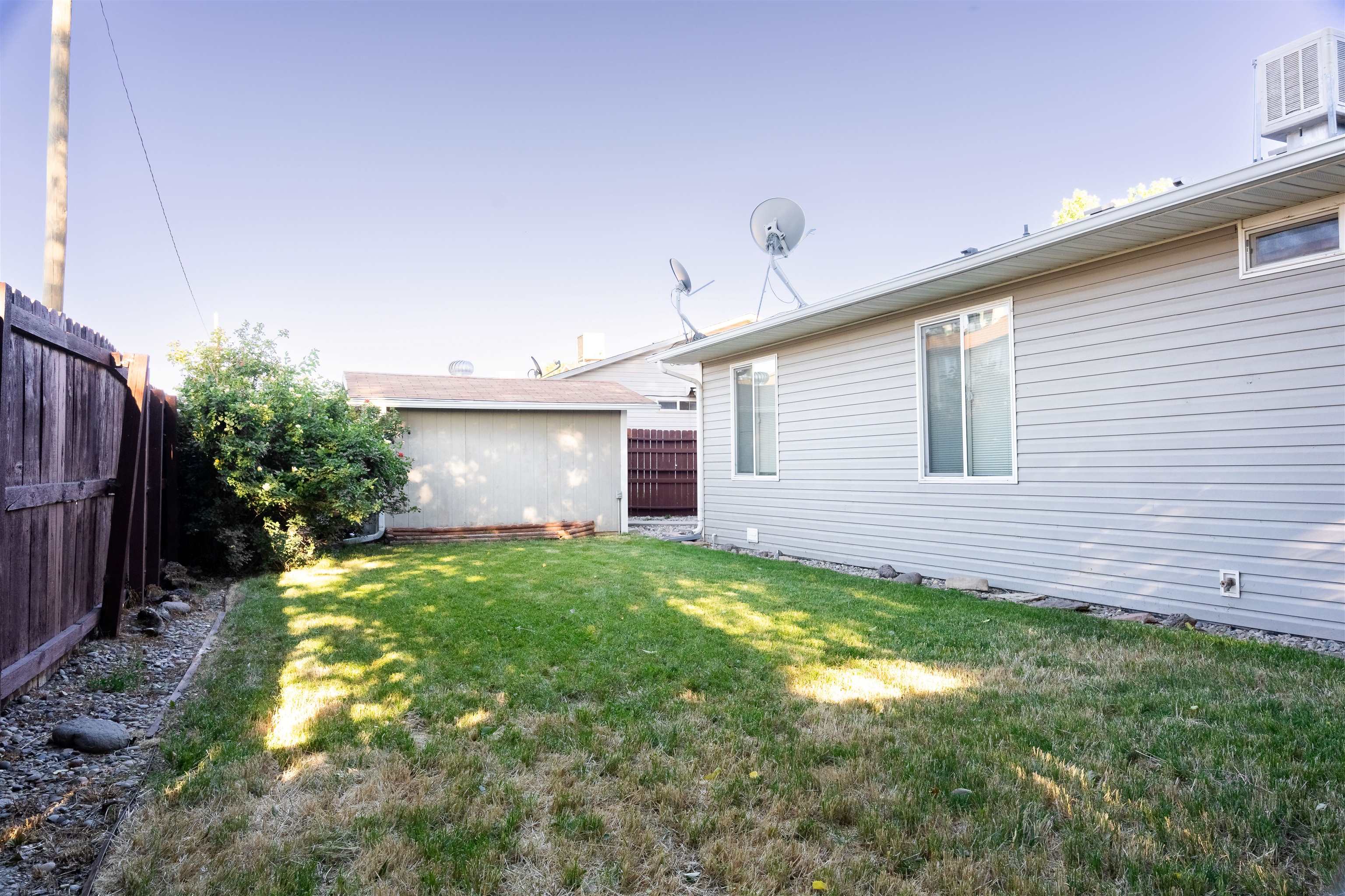 2942 Sandra Avenue Property Photo 3