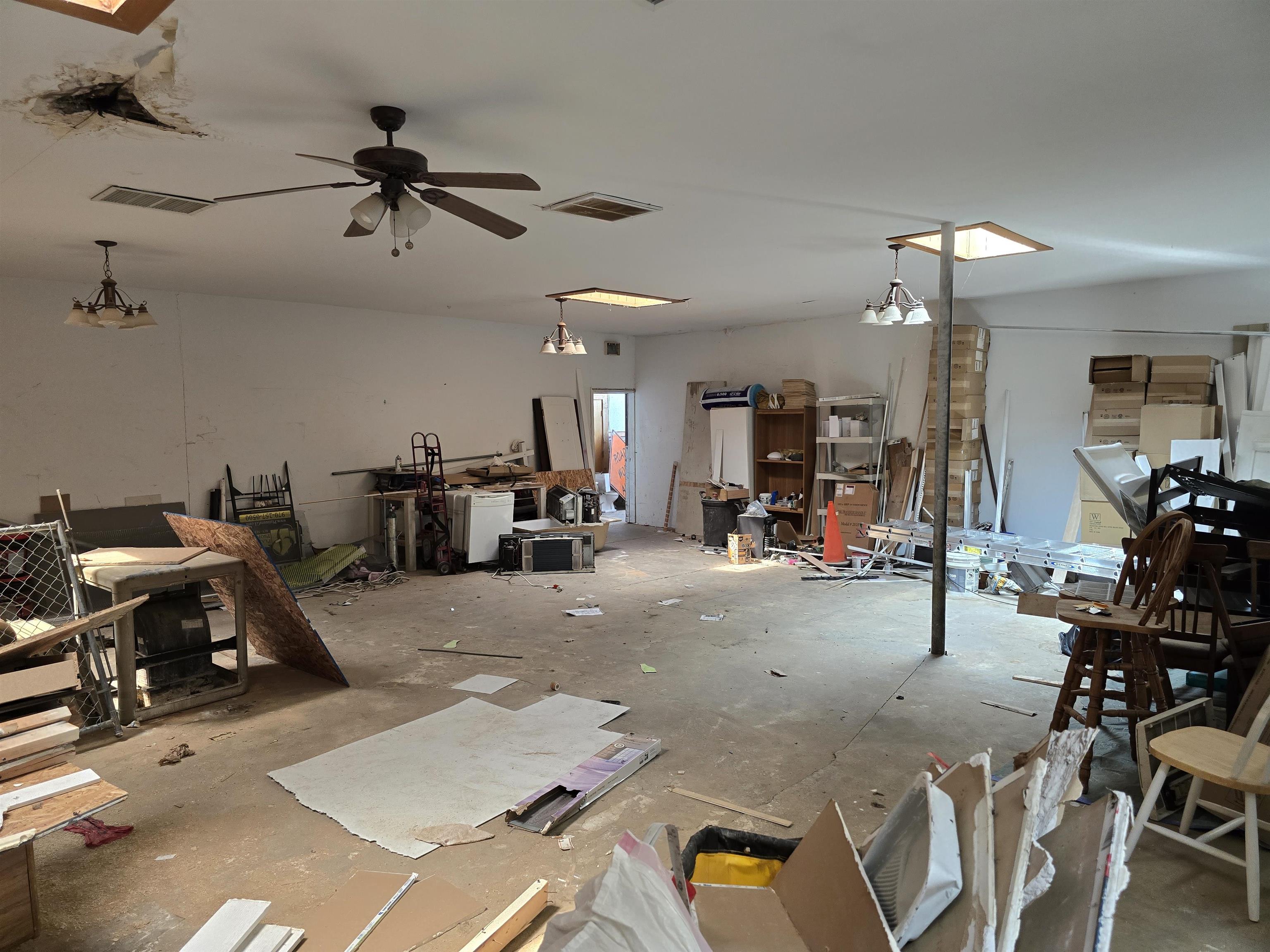 1600 North Avenue Property Photo 6