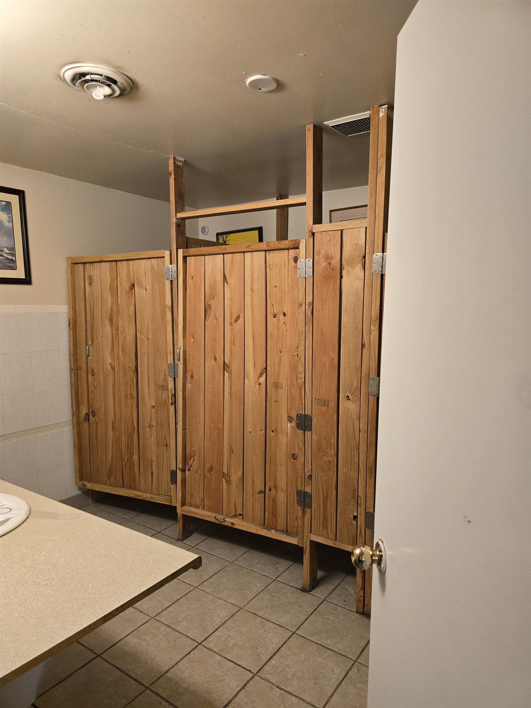 1600 North Avenue Property Photo 7