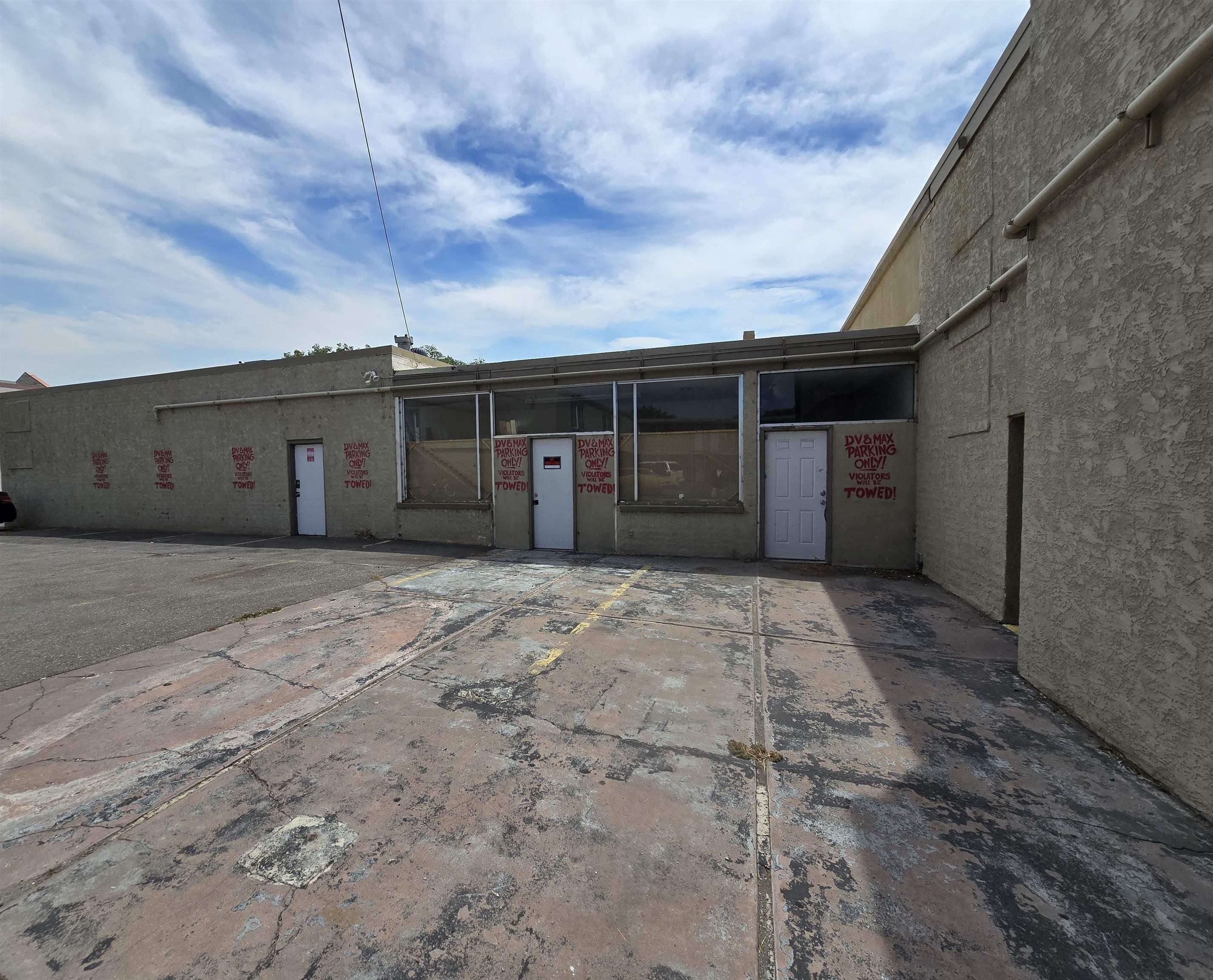 1600 North Avenue Property Photo 10