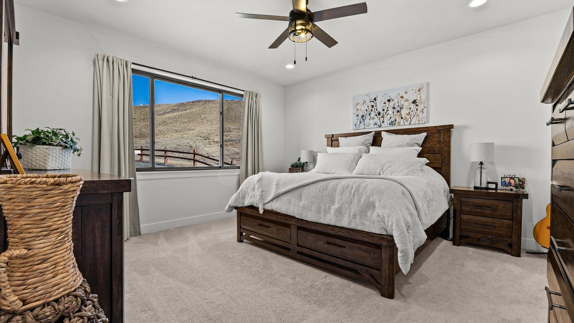 480 Desert Bluff Court Property Photo 20