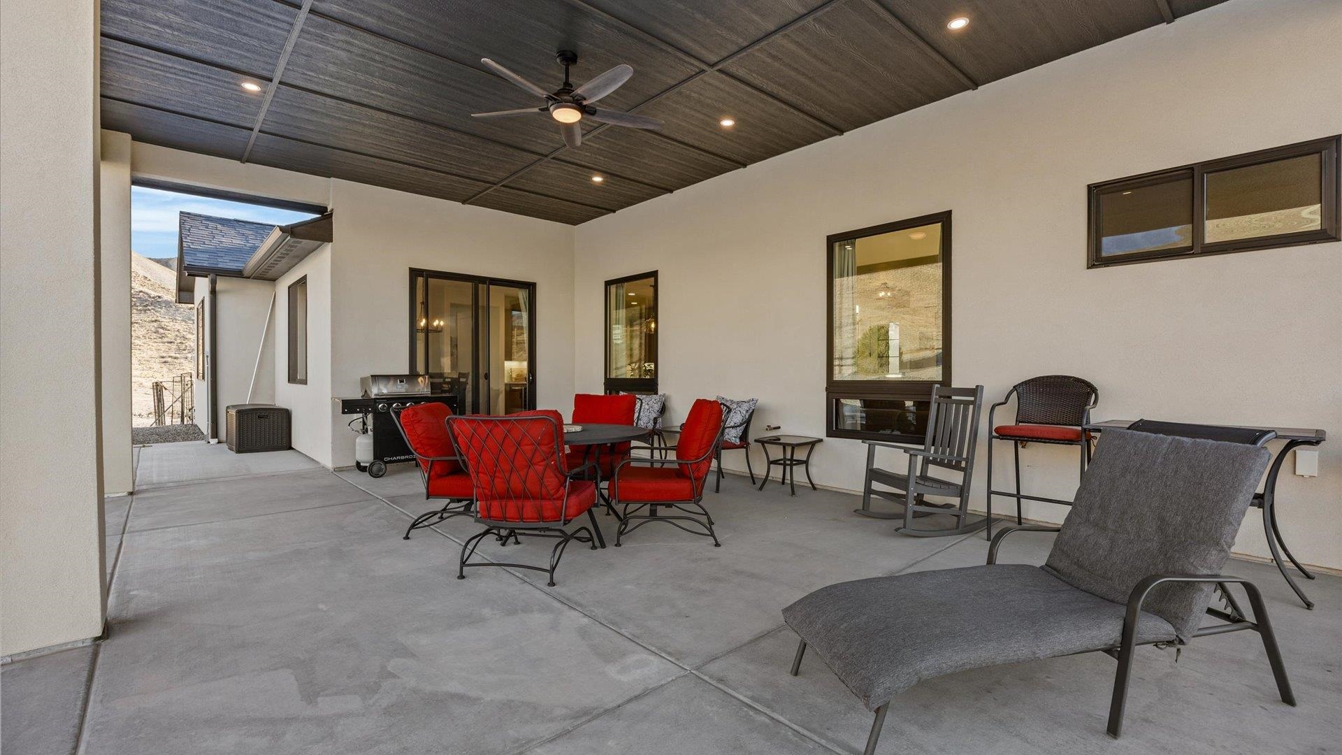 480 Desert Bluff Court Property Photo 35