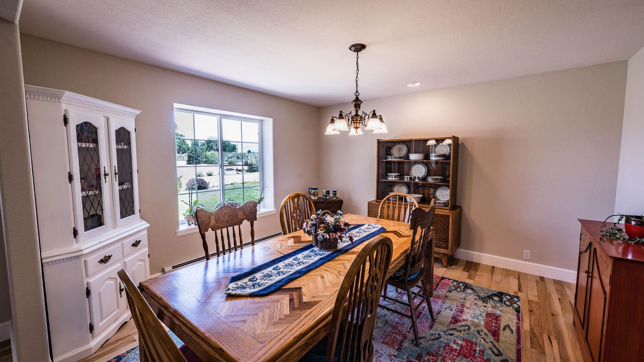 1675 P Road Property Photo 5