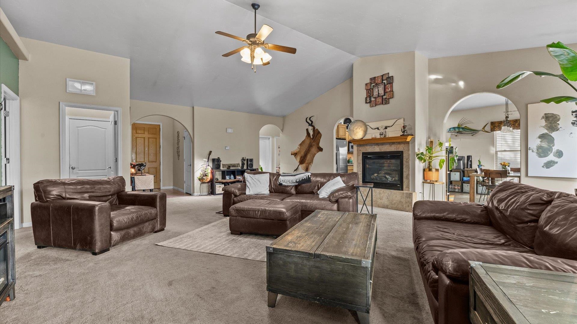 2517 Madison Avenue Property Photo 11