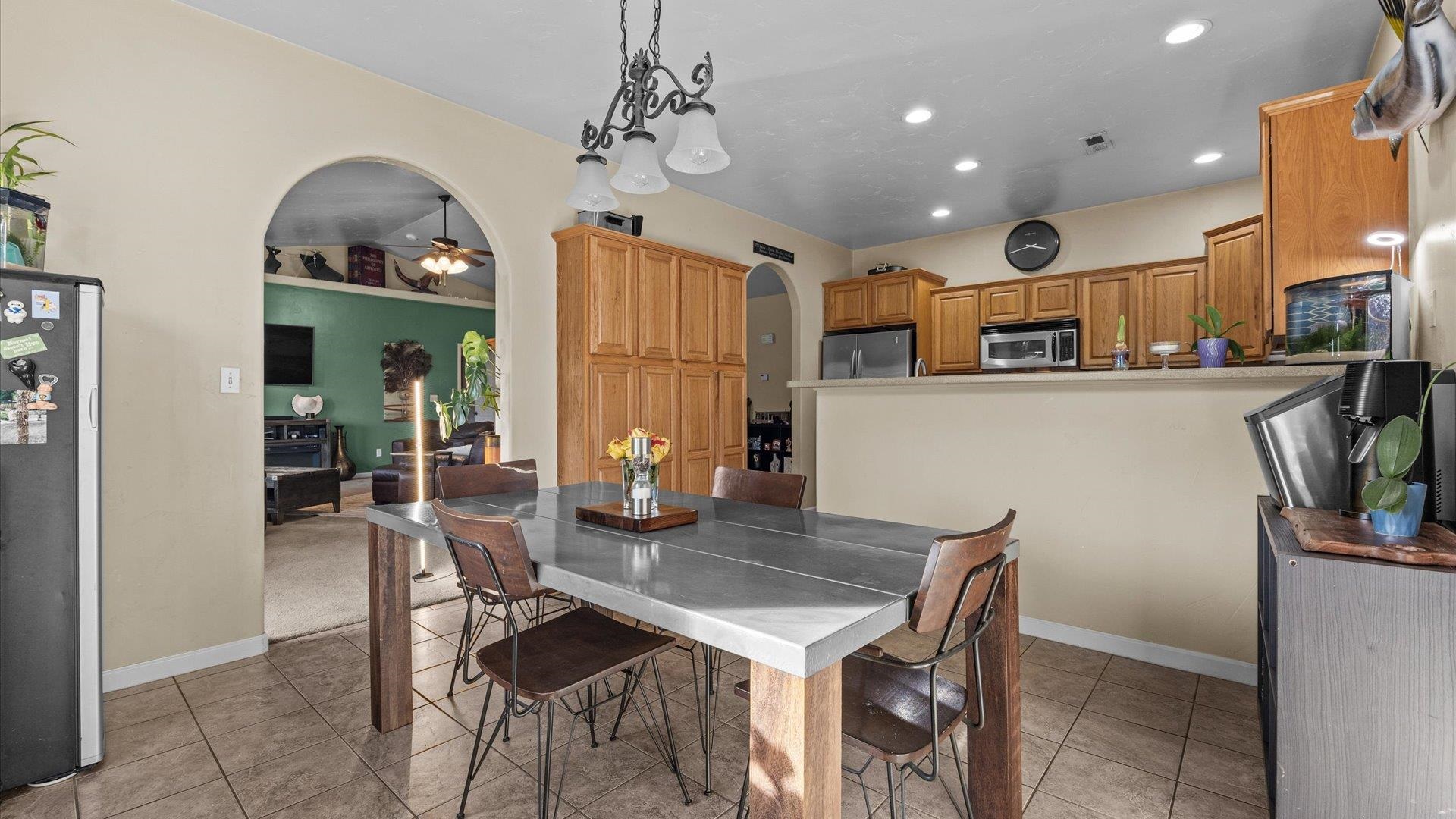 2517 Madison Avenue Property Photo 15