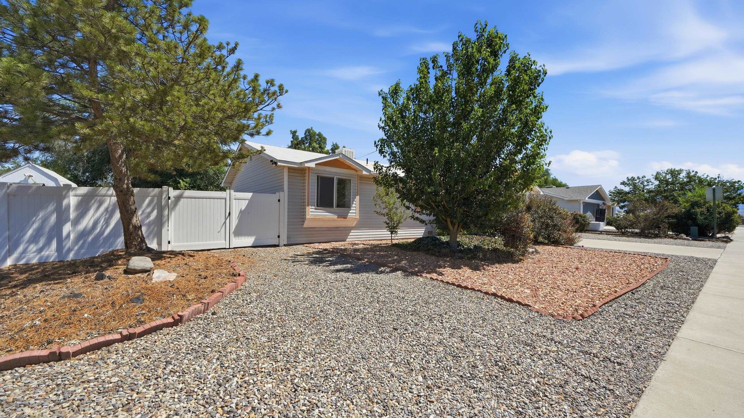 3096 Silver Crest Trail Property Photo 3