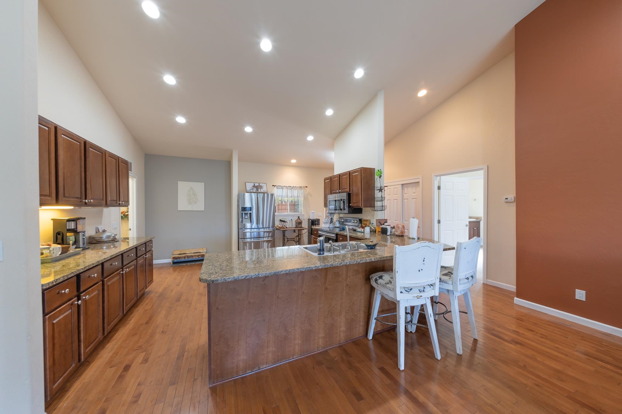 88 Eagle Ridge Drive Property Photo 6