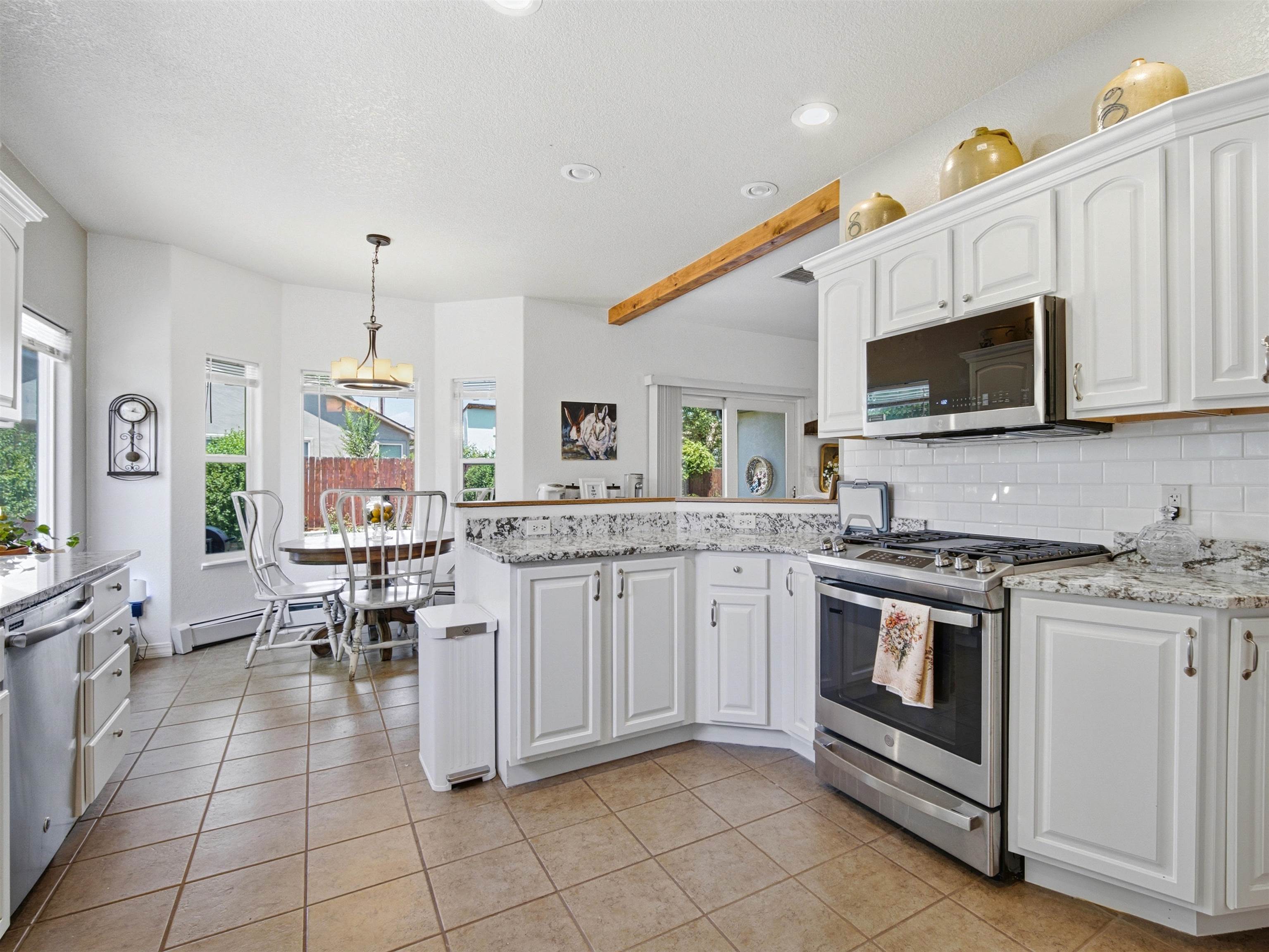 896 Trappers Court Property Photo 12